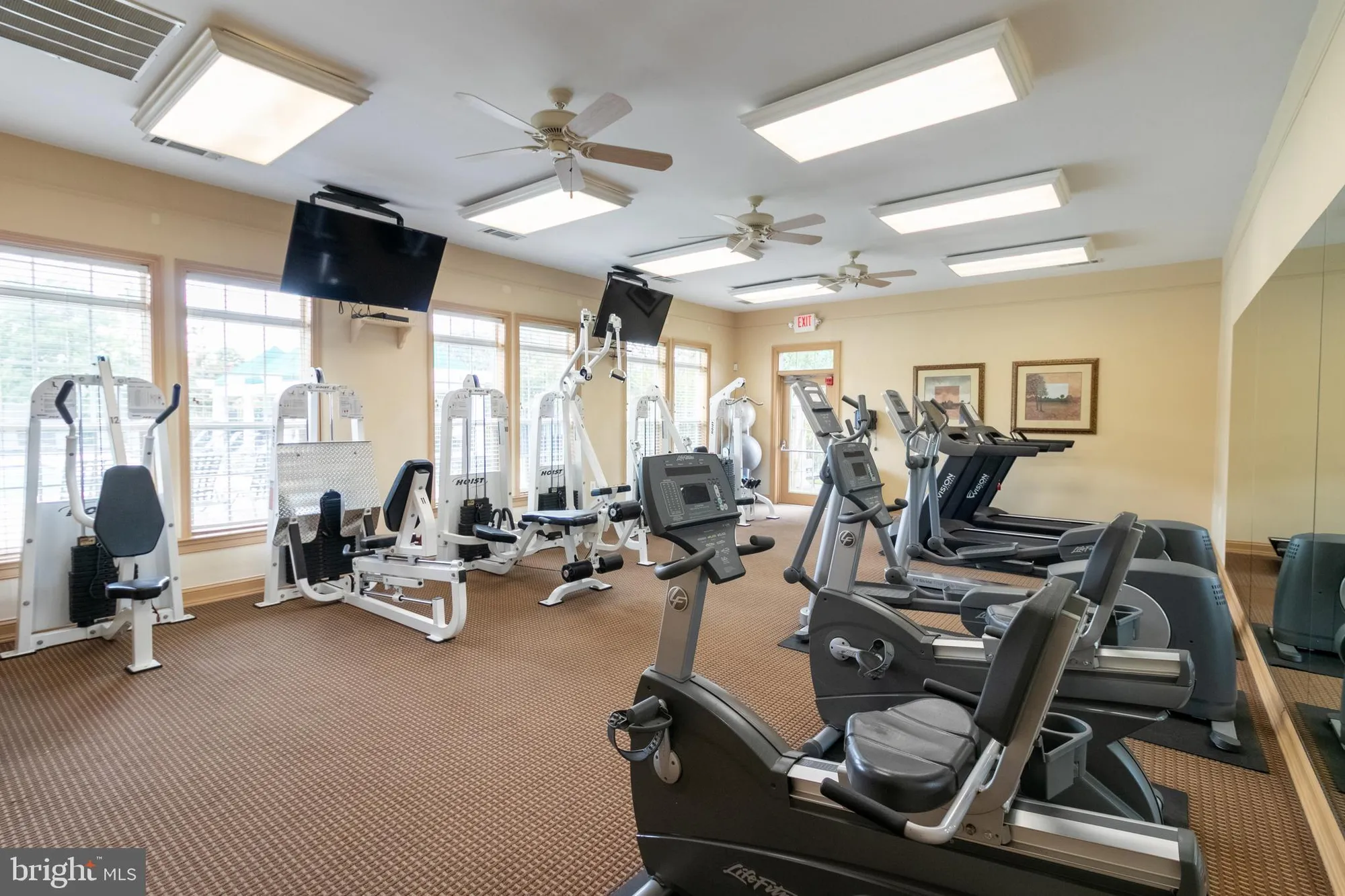 Property Slideshow image 33 of 37 | 8621 fluttering leaf trl 305, Odenton, MD, 21113