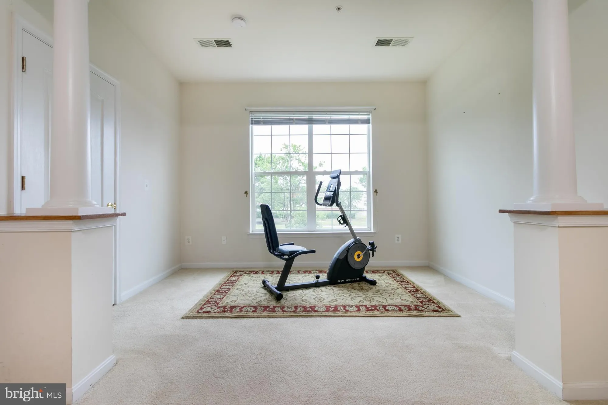 Property Slideshow image 17 of 37 | 8621 fluttering leaf trl 305, Odenton, MD, 21113