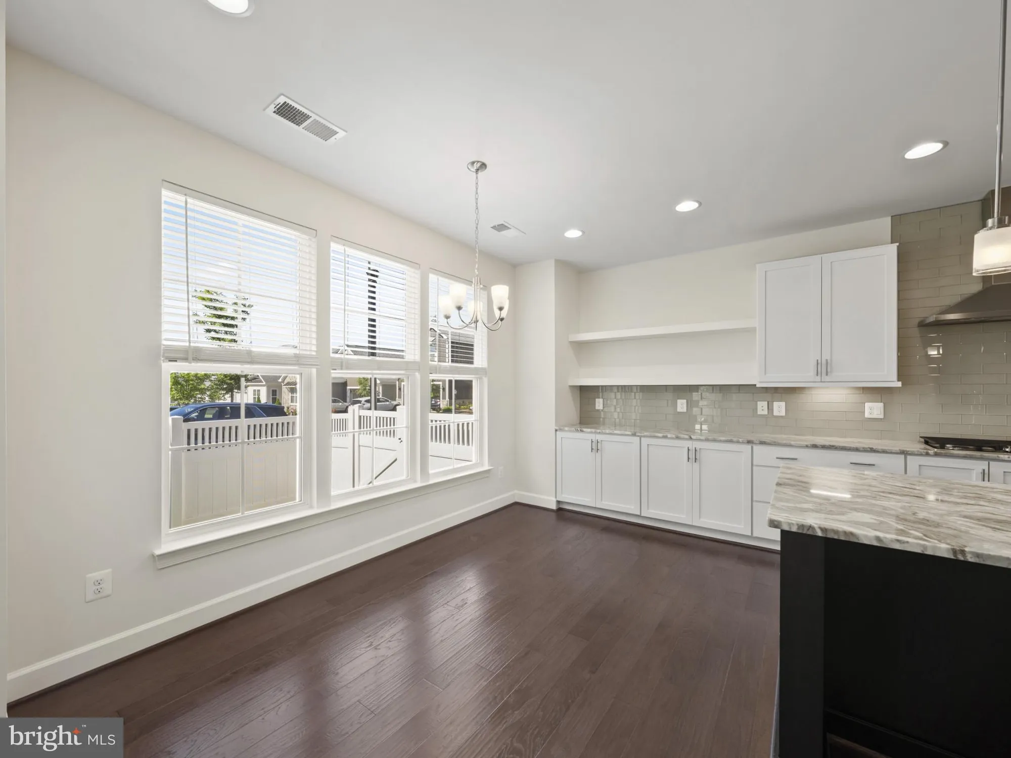 Property Slideshow image 18 of 41 | 42729 autumn day ter, Ashburn, VA, 20148