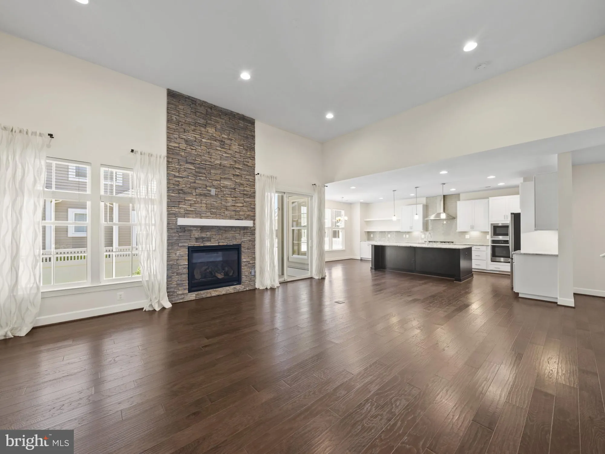 Property Slideshow image 4 of 41 | 42729 autumn day ter, Ashburn, VA, 20148