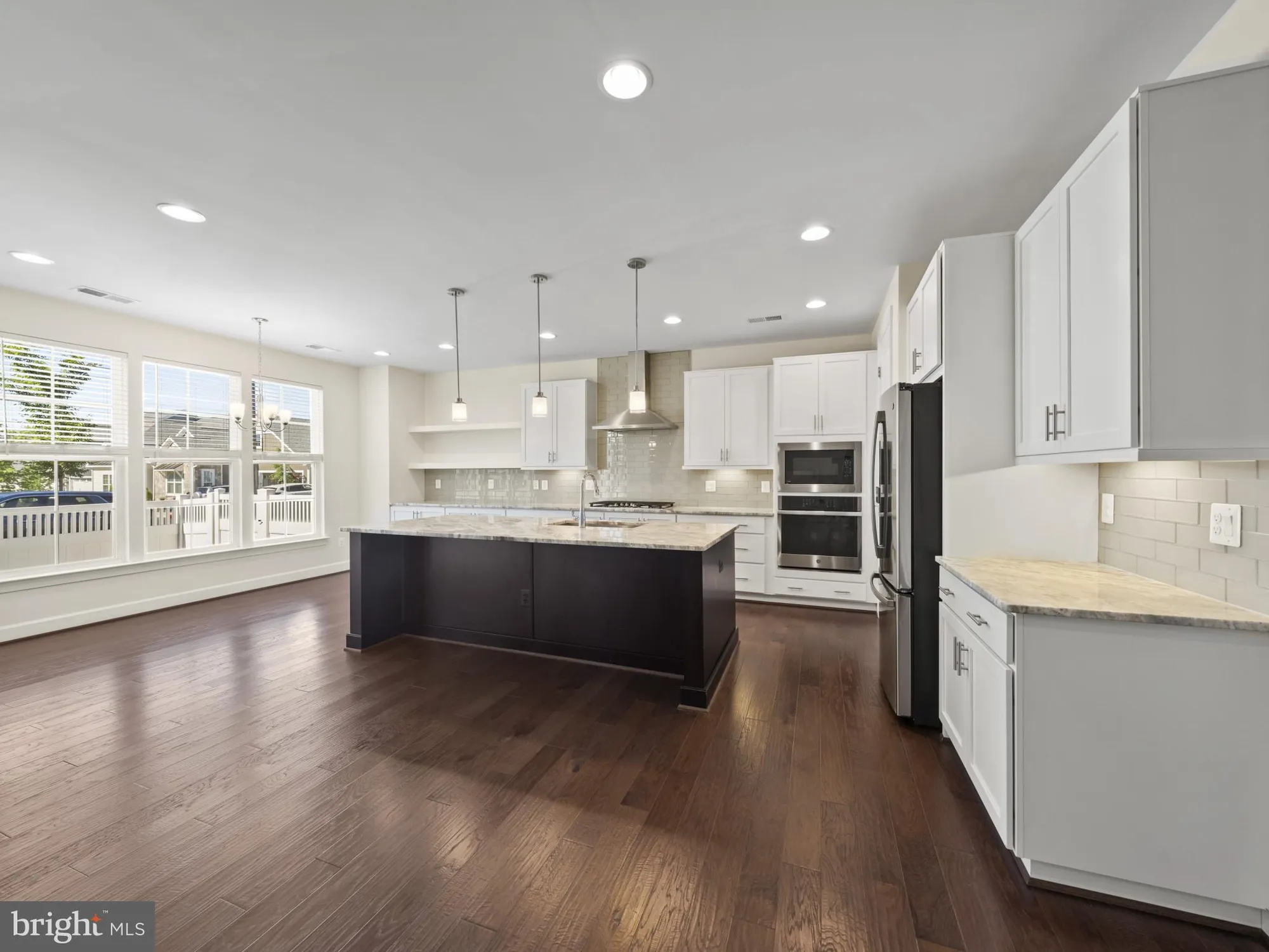 Property Slideshow image 14 of 41 | 42729 autumn day ter, Ashburn, VA, 20148