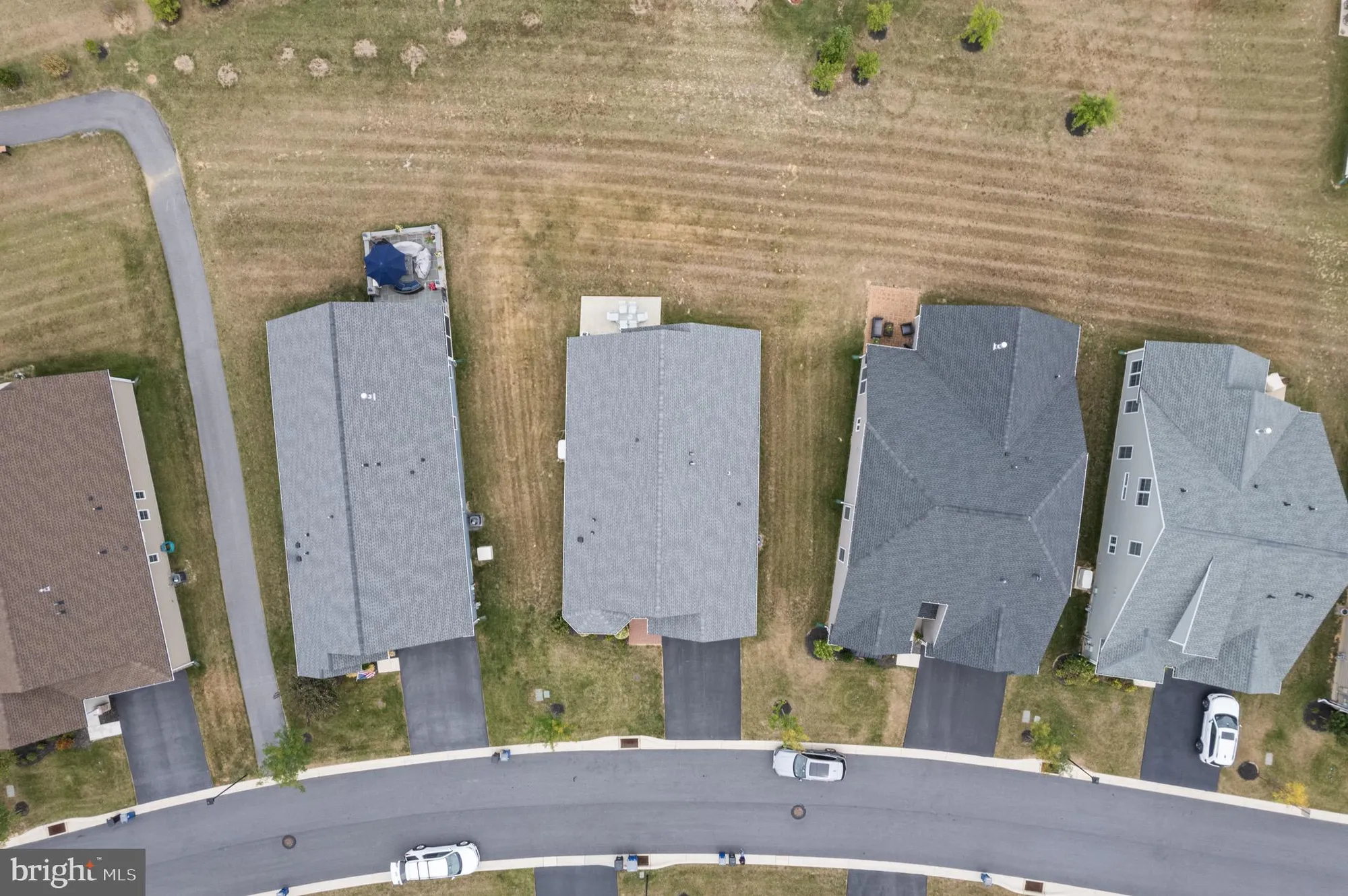 Property Slideshow image 38 of 55 | 213 resolution dr, Downingtown, PA, 19335