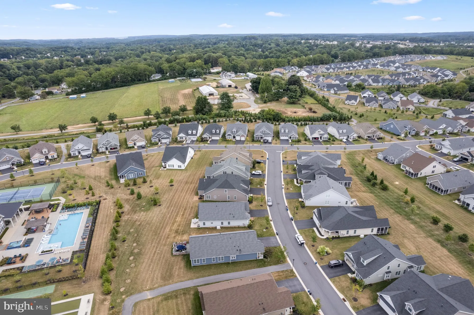 Property Slideshow image 41 of 55 | 213 resolution dr, Downingtown, PA, 19335