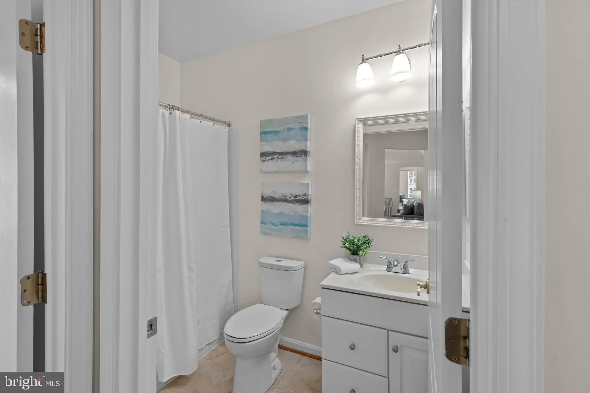 Property Slideshow image 22 of 34 | 7315 brookview rd unit 407, Elkridge, MD, 21075