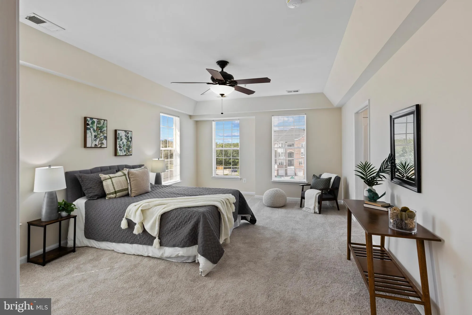 Property Slideshow image 16 of 34 | 7315 brookview rd unit 407, Elkridge, MD, 21075