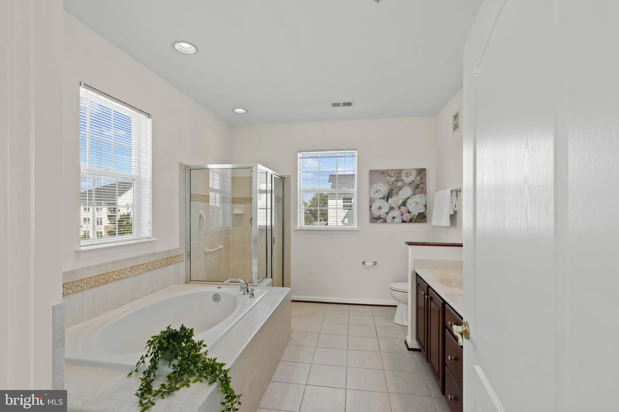 Property Slideshow image 18 of 34 | 7315 brookview rd unit 407, Elkridge, MD, 21075