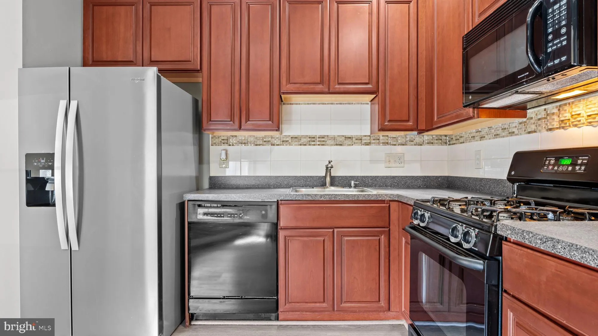 Property Slideshow image 9 of 43 | 120 liberty dr, Bensalem, PA, 19020