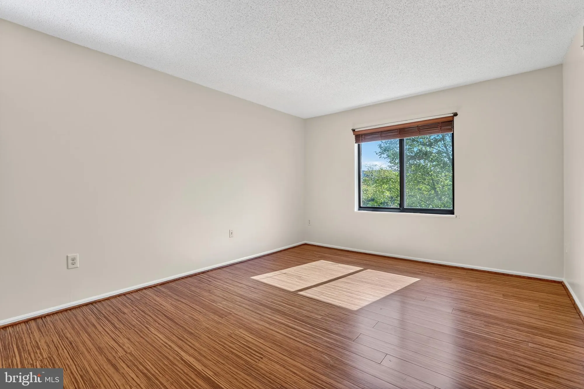 Property Slideshow image 22 of 35 | 3310 n leisure world blvd 124, Silver Spring, MD, 20906