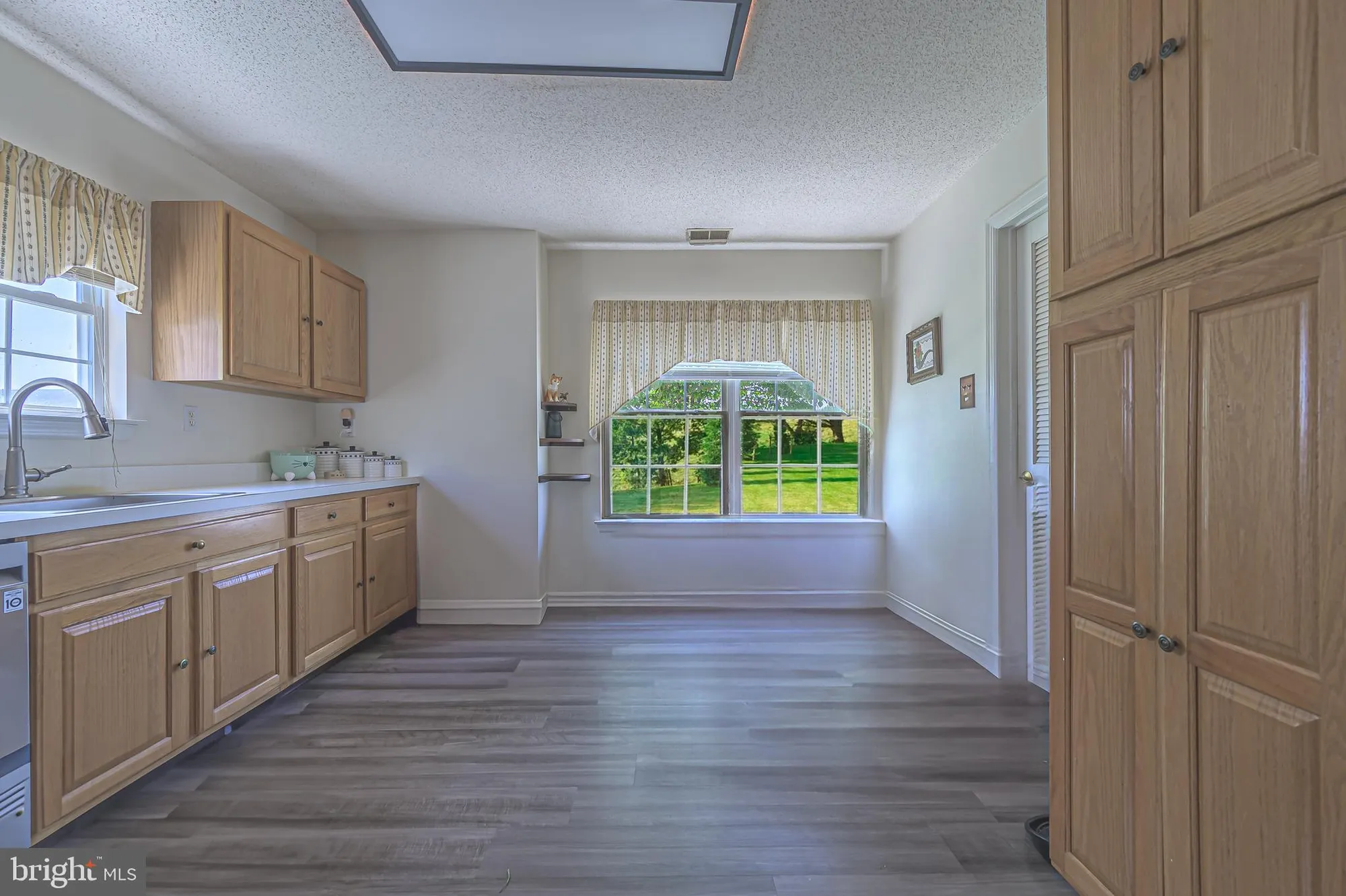 Property Slideshow image 6 of 11 | 713 barbados dr, Williamstown, NJ, 08094