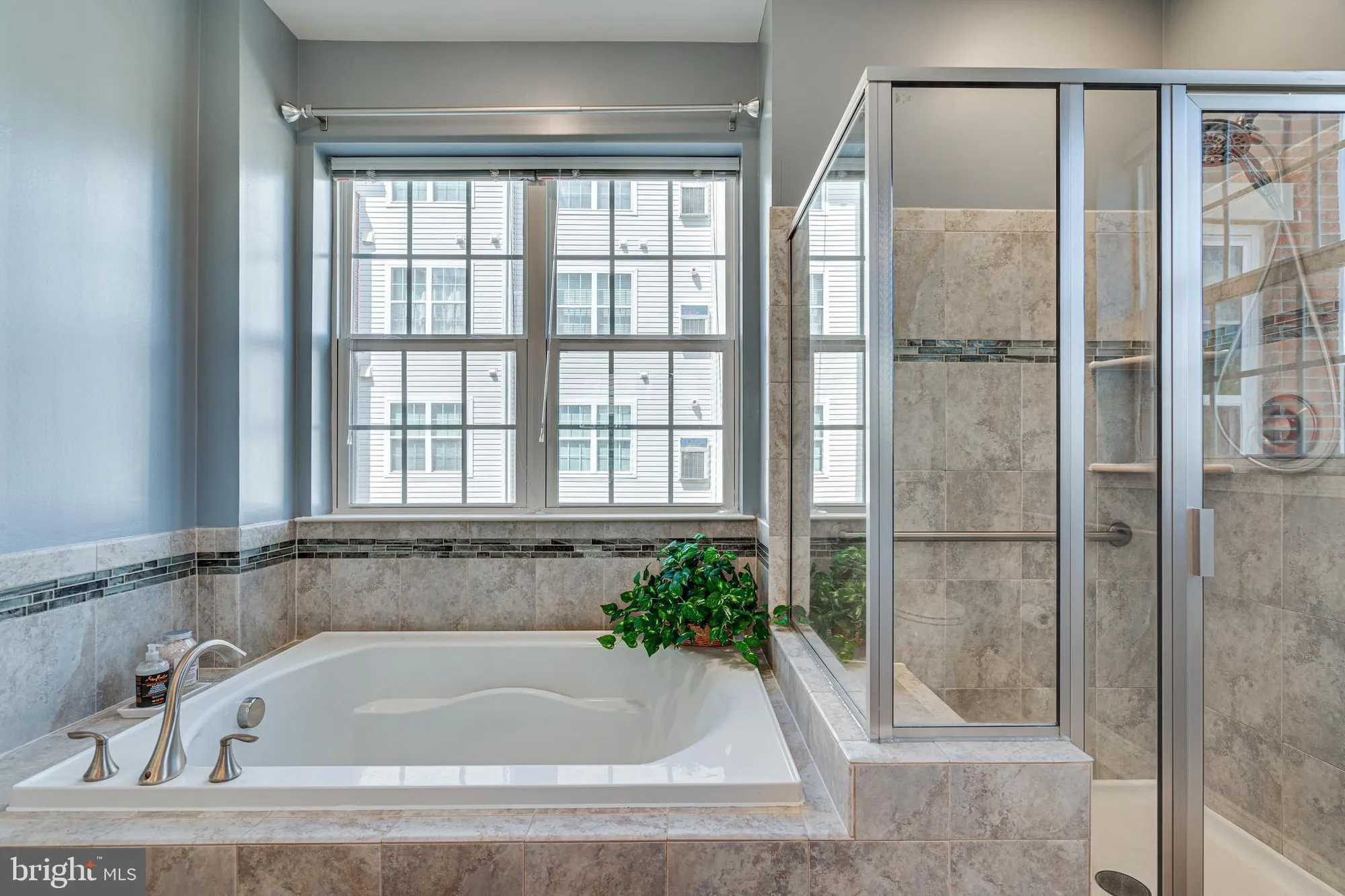 Property Slideshow image 43 of 69 | 10273 fountain cir 202, Manassas, VA, 20110