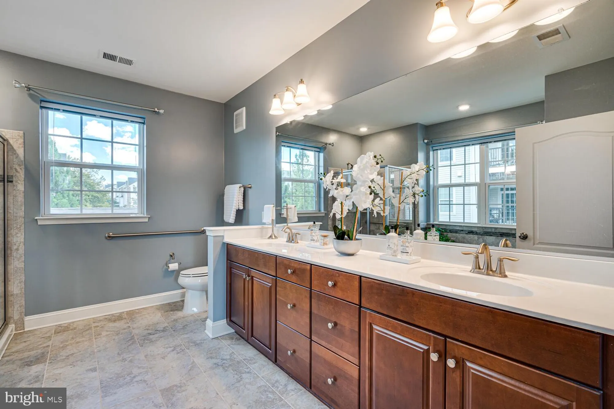 Property Slideshow image 41 of 69 | 10273 fountain cir 202, Manassas, VA, 20110