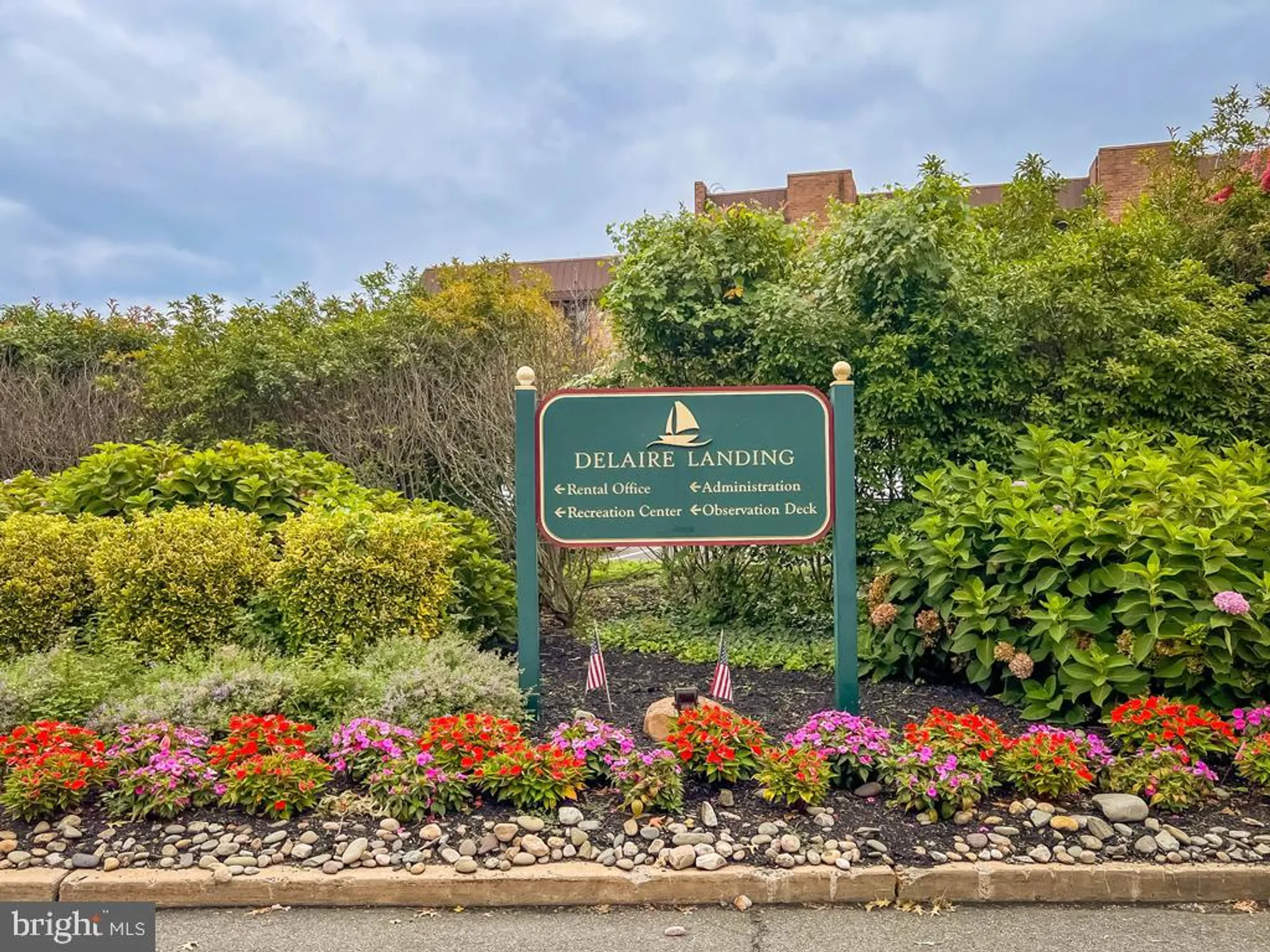 Property Slideshow image 3 of 41 | 6311 delaire landing rd 311, Philadelphia, PA, 19114