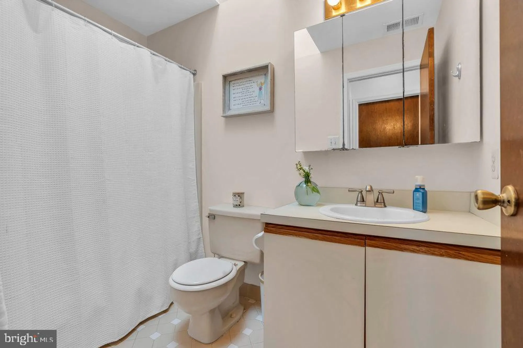Property Slideshow image 13 of 19 | 219 mohican ln, Little Egg Harbor Twp, NJ, 08087