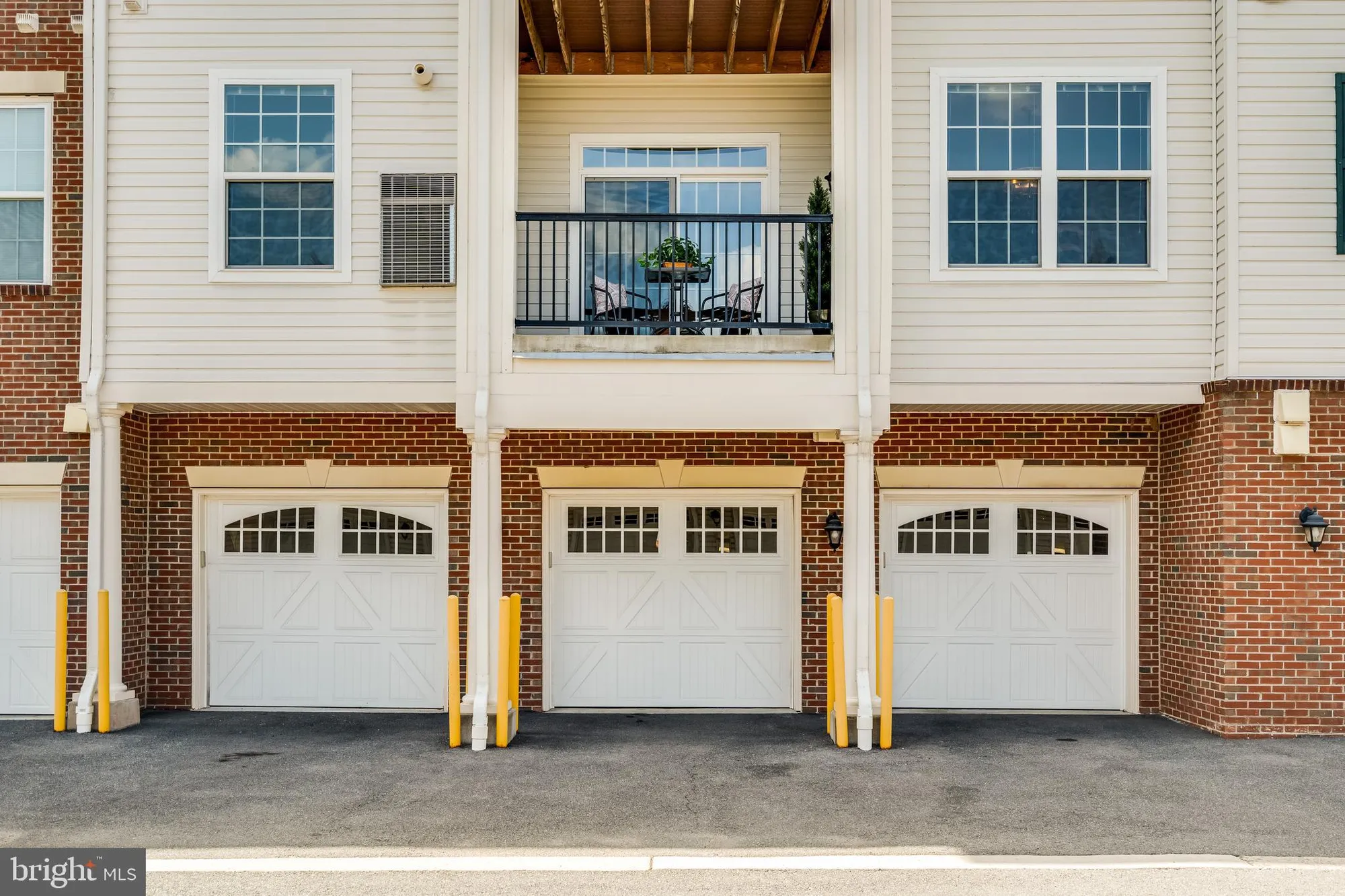 Property Slideshow image 54 of 69 | 10273 fountain cir 202, Manassas, VA, 20110