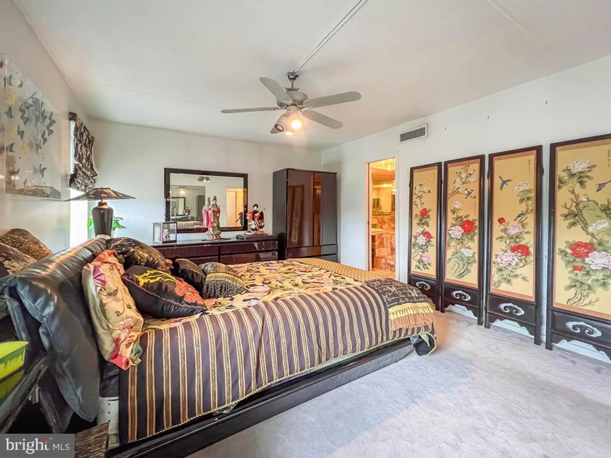 Property Slideshow image 23 of 41 | 6311 delaire landing rd 311, Philadelphia, PA, 19114