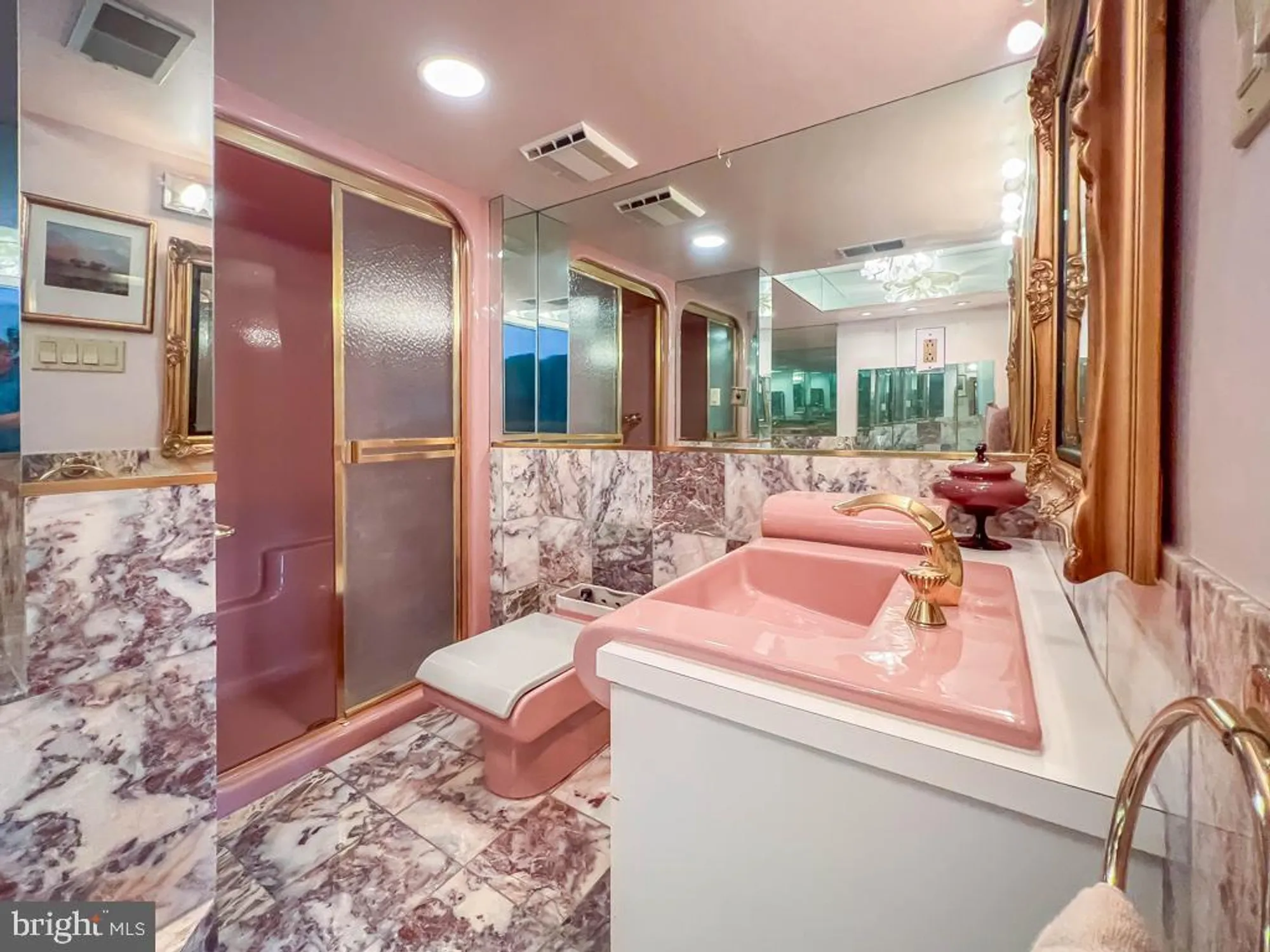 Property Slideshow image 25 of 41 | 6311 delaire landing rd 311, Philadelphia, PA, 19114