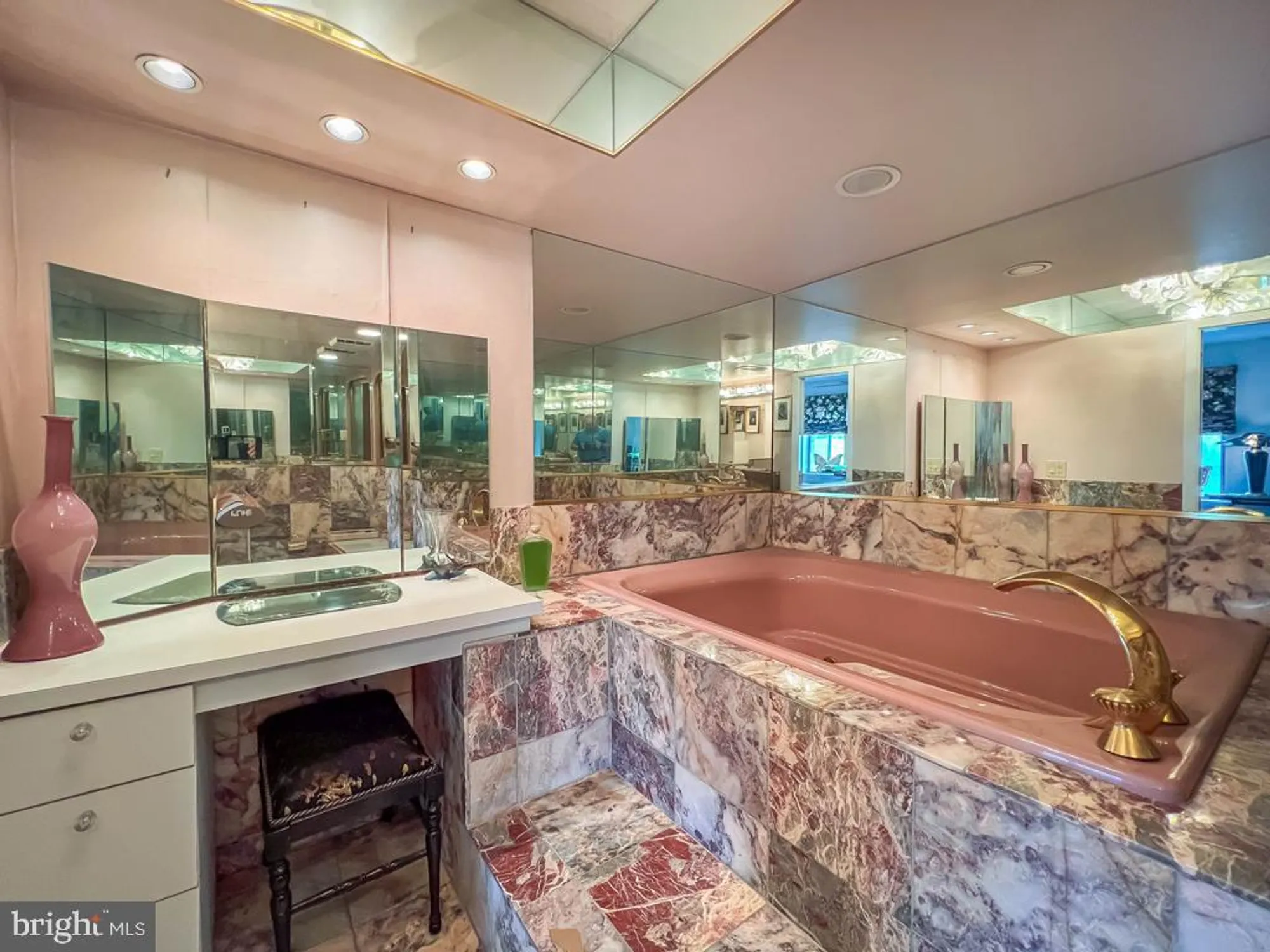 Property Slideshow image 26 of 41 | 6311 delaire landing rd 311, Philadelphia, PA, 19114