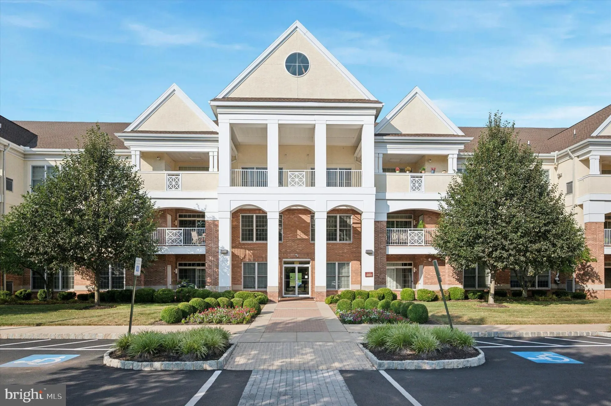 Property Slideshow image 1 of 24 | 4105 meridian blvd # 4105, Warrington, PA, 18976