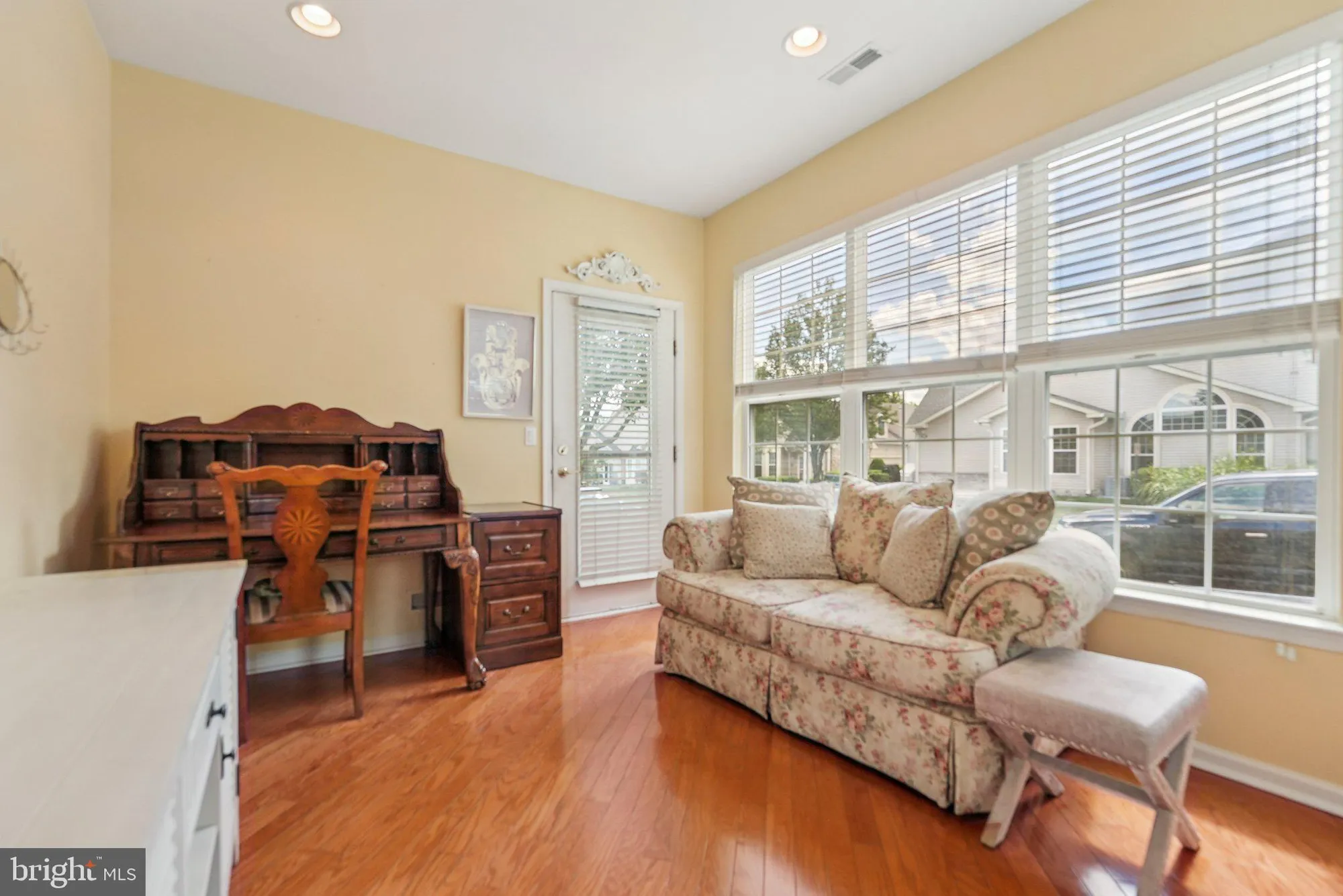 Property Slideshow image 16 of 41 | 64 villa dr 206, Warminster, PA, 18974