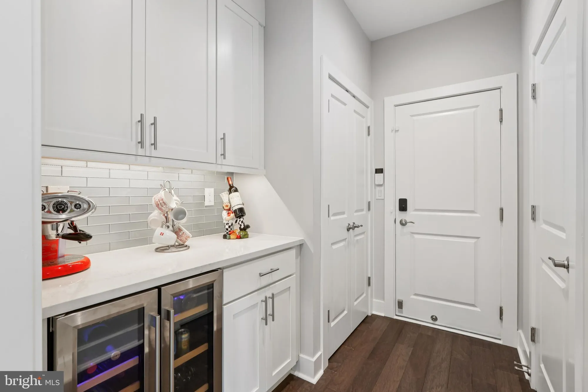 Property Slideshow image 16 of 42 | 45 riverwalk, Plainsboro, NJ, 08536