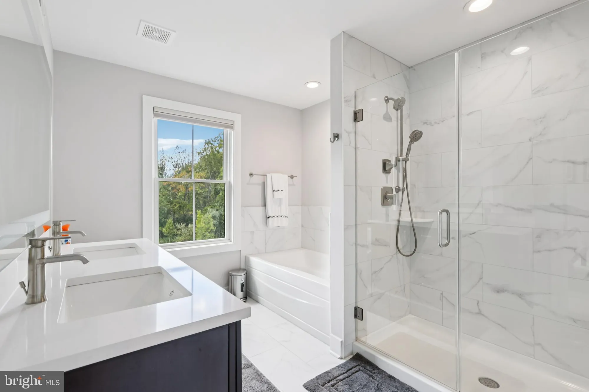 Property Slideshow image 26 of 42 | 45 riverwalk, Plainsboro, NJ, 08536