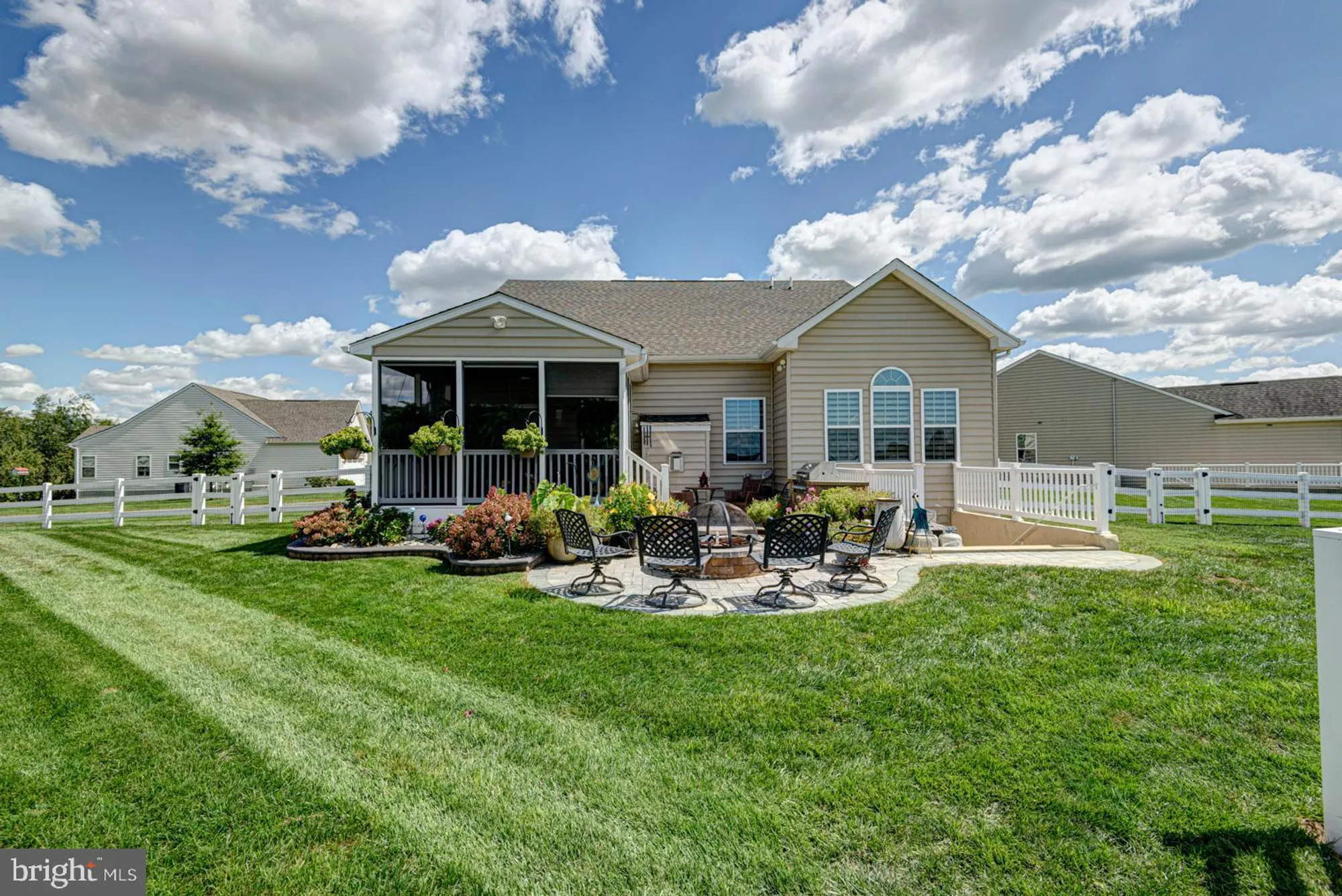 Property Slideshow image 7 of 69 | 1611 ellinor ct, Middletown, DE, 19709