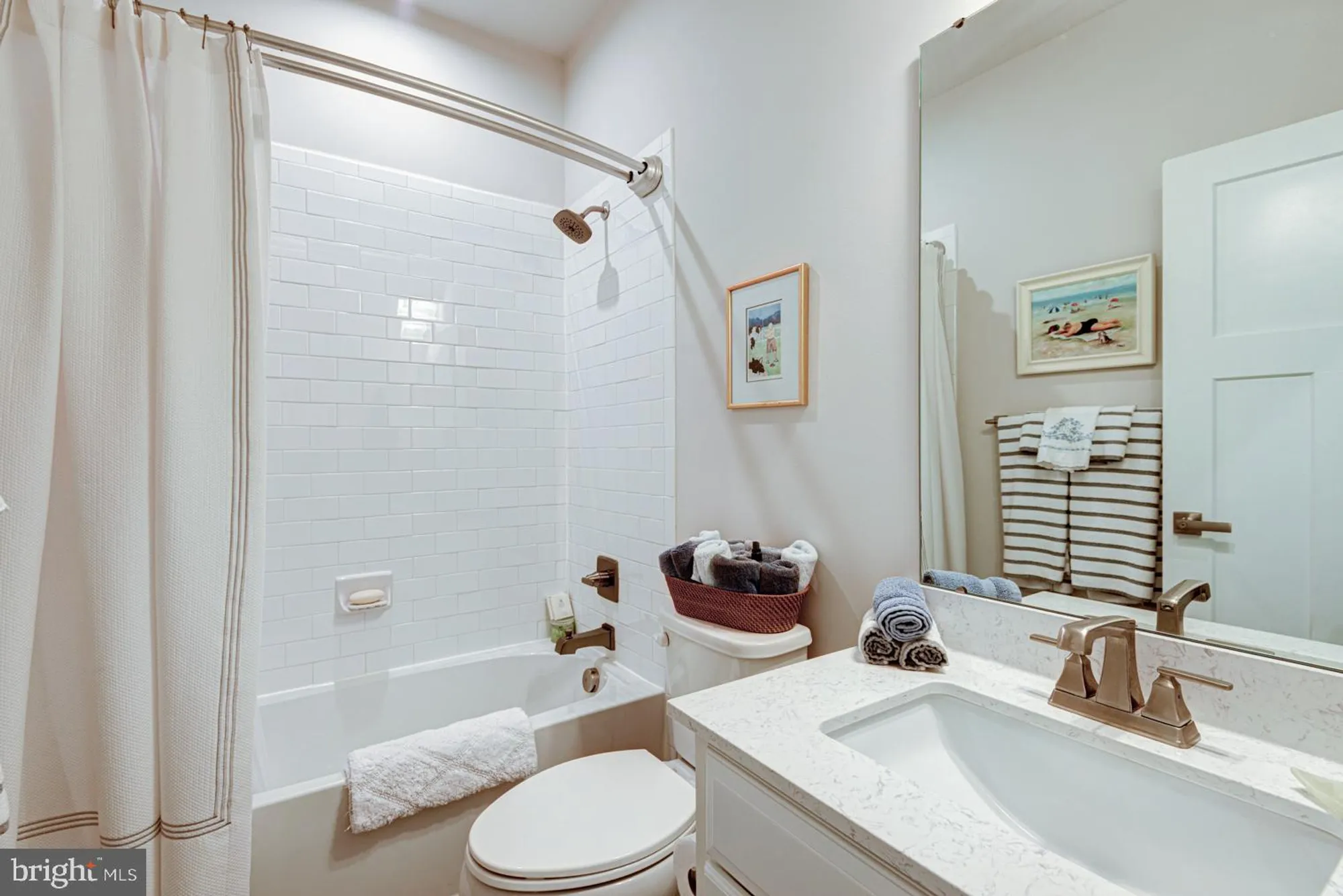 Property Slideshow image 17 of 69 | 1611 ellinor ct, Middletown, DE, 19709