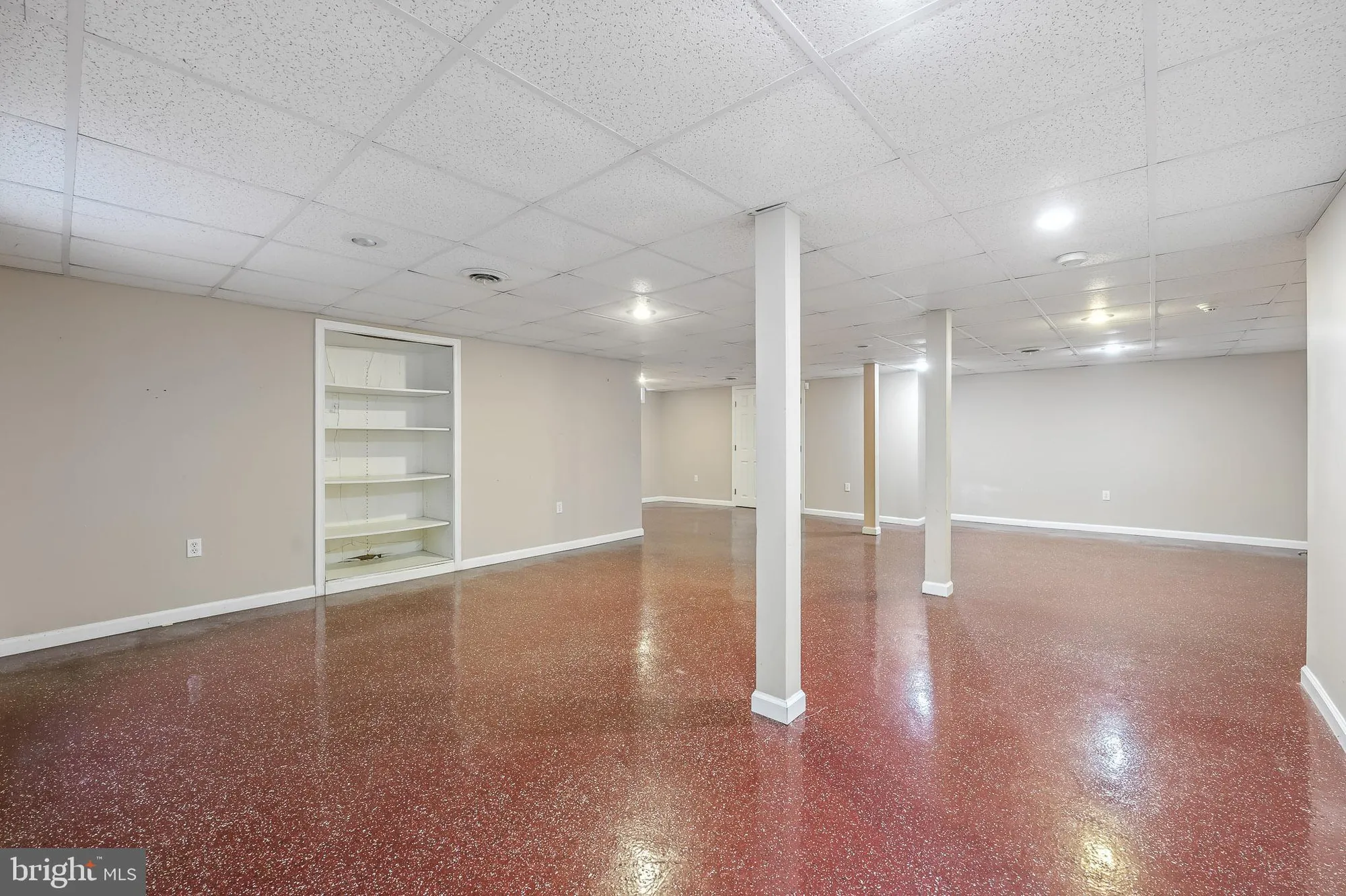 Property Slideshow image 28 of 30 | 133 lynthwaite farm ln, Wilmington, DE, 19803