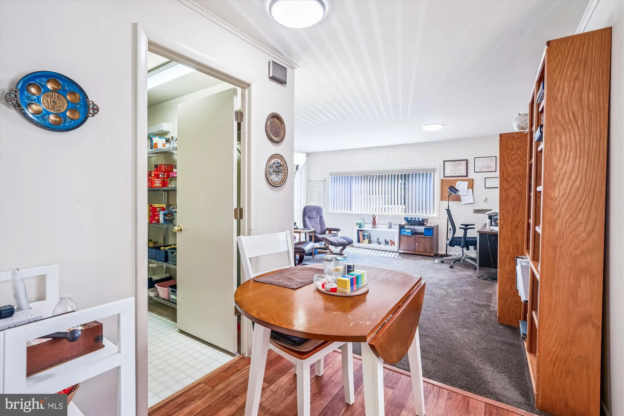 Property Slideshow image 9 of 29 | 3613 edelmar ter # 131-b, Silver Spring, MD, 20906