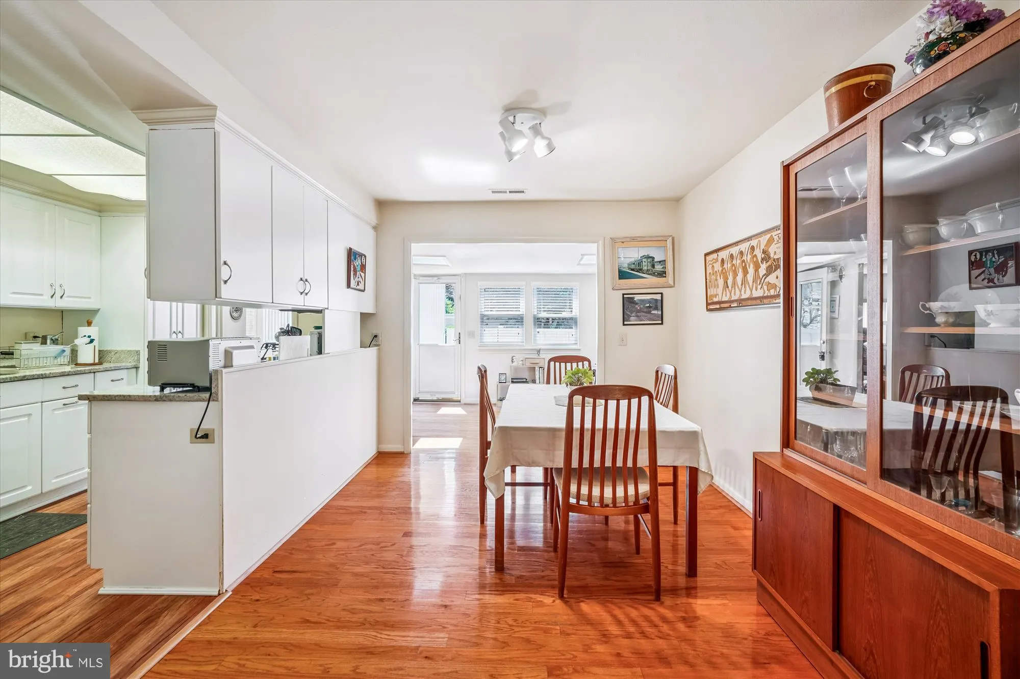 Property Slideshow image 6 of 29 | 3613 edelmar ter # 131-b, Silver Spring, MD, 20906