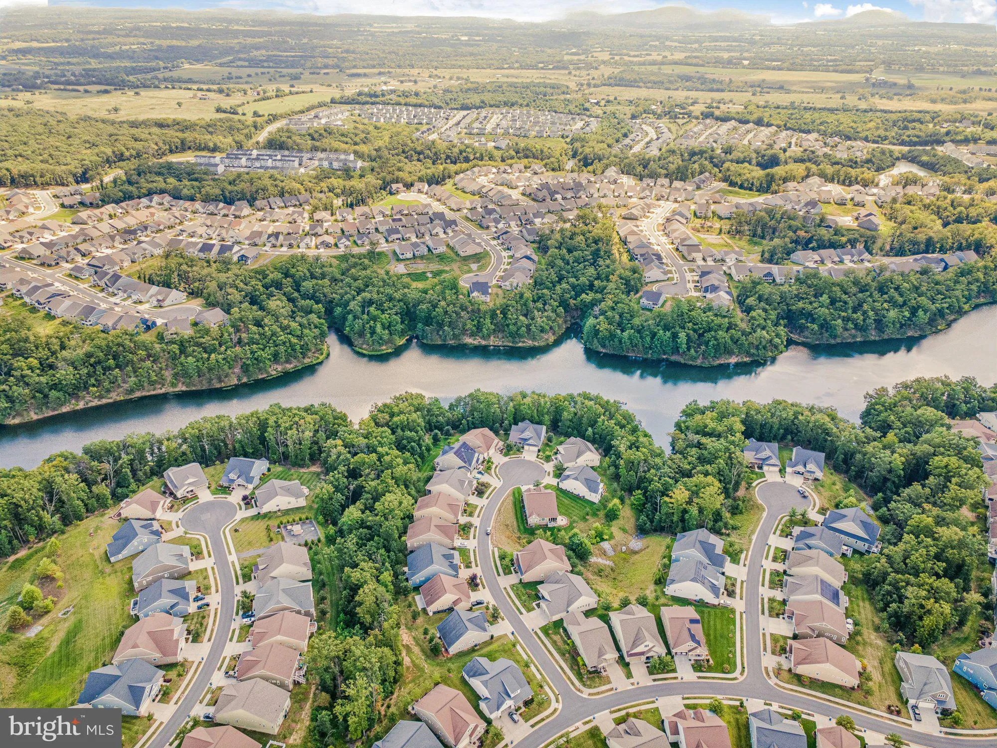 Property Slideshow image 51 of 81 | 102 phoebe ct, Lake Frederick, VA, 22630