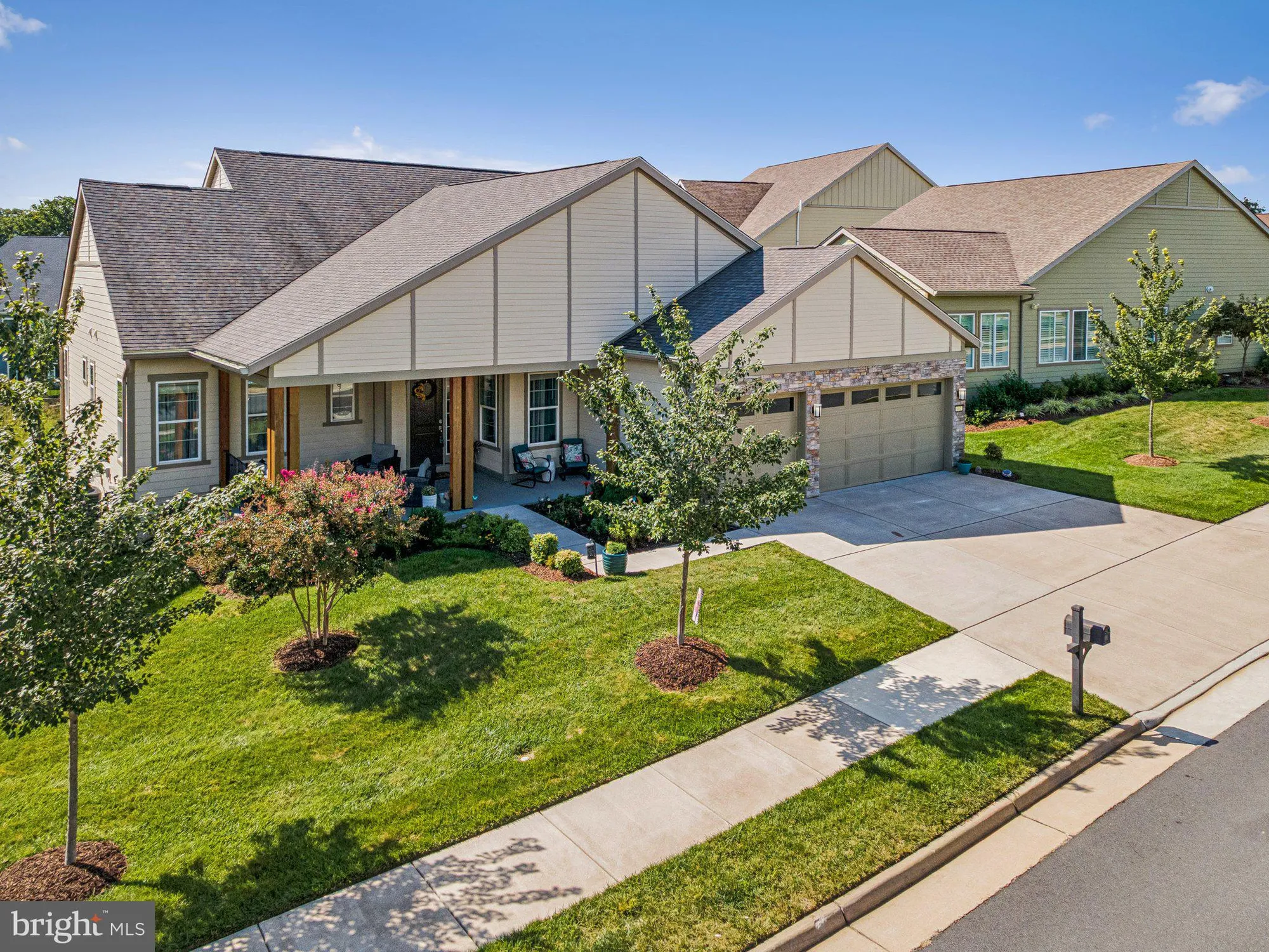 Property Slideshow image 1 of 81 | 102 phoebe ct, Lake Frederick, VA, 22630