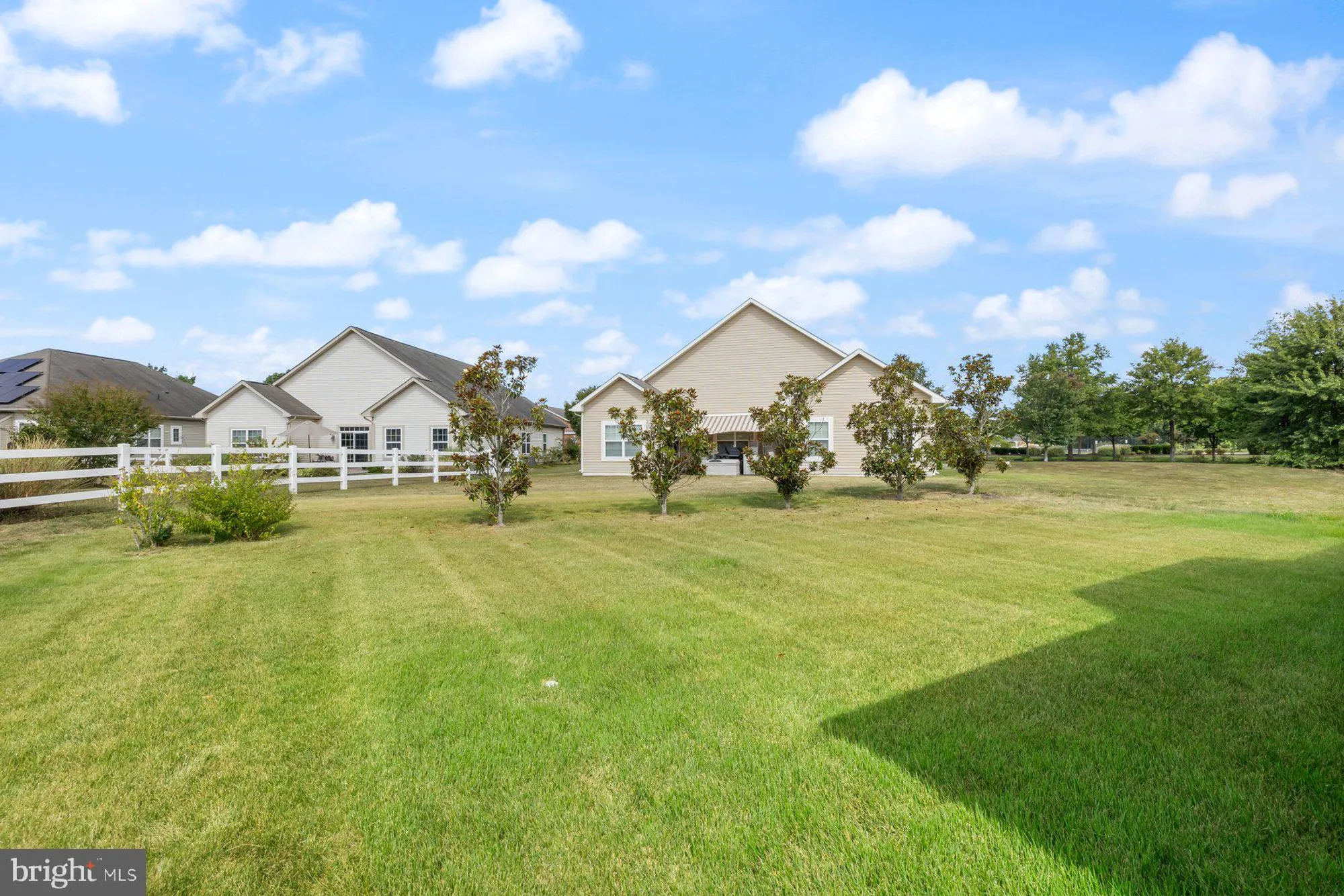 Property Slideshow image 8 of 38 | 4909 keswick ct, White Plains, MD, 20695