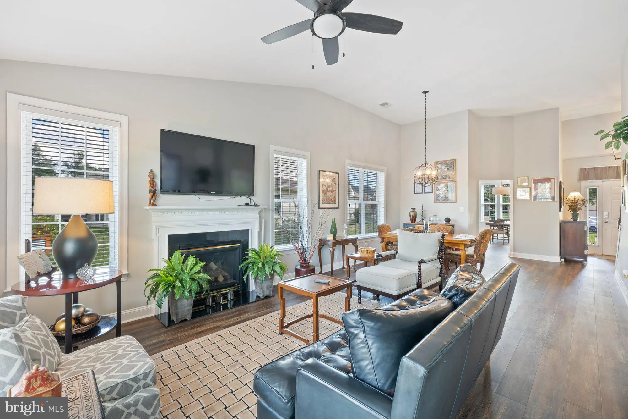 Property Slideshow image 12 of 38 | 4909 keswick ct, White Plains, MD, 20695