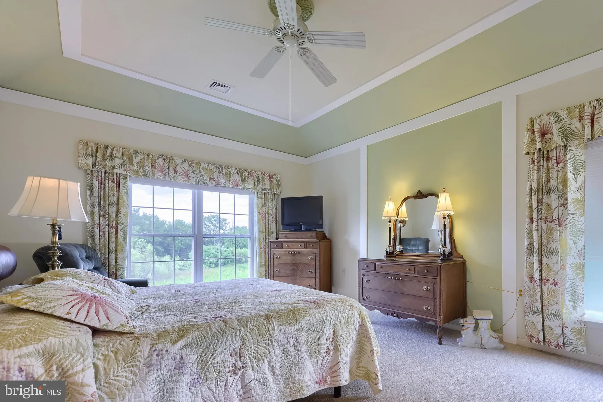 Property Slideshow image 20 of 49 | 1928 pool frg, Lancaster, PA, 17601