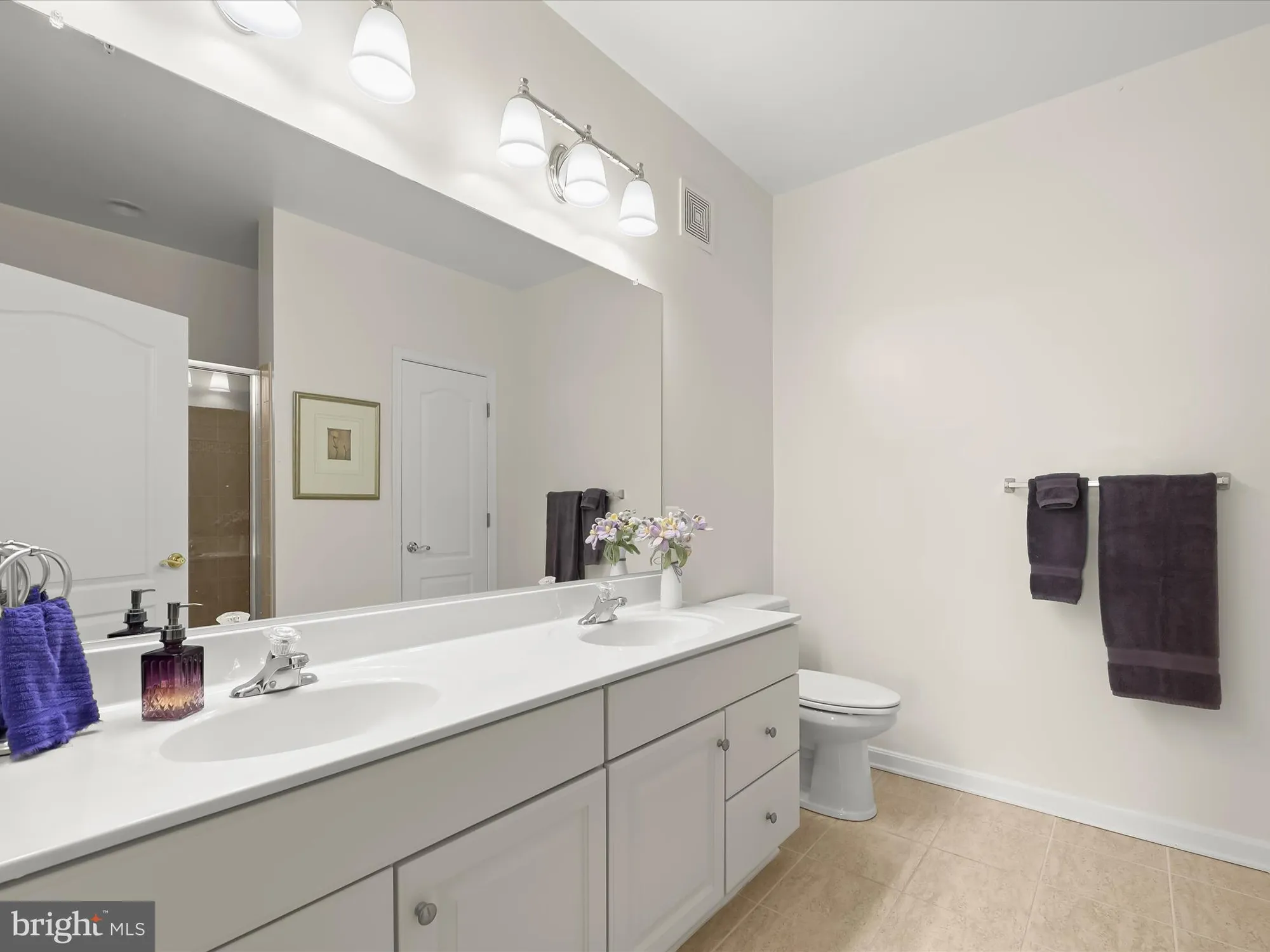 Property Slideshow image 25 of 40 | 7325 brookview rd 305, Elkridge, MD, 21075