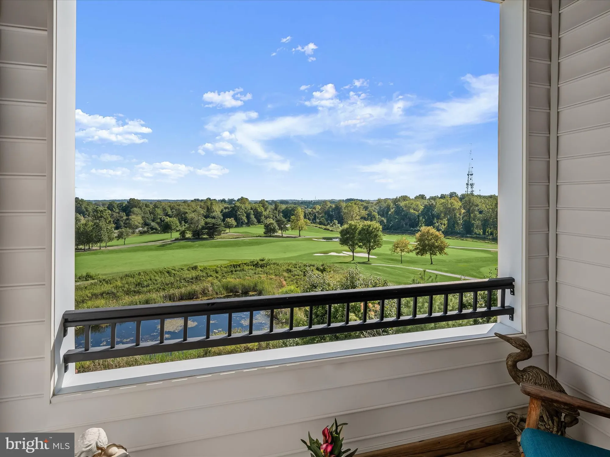 Property Slideshow image 18 of 40 | 7325 brookview rd 305, Elkridge, MD, 21075