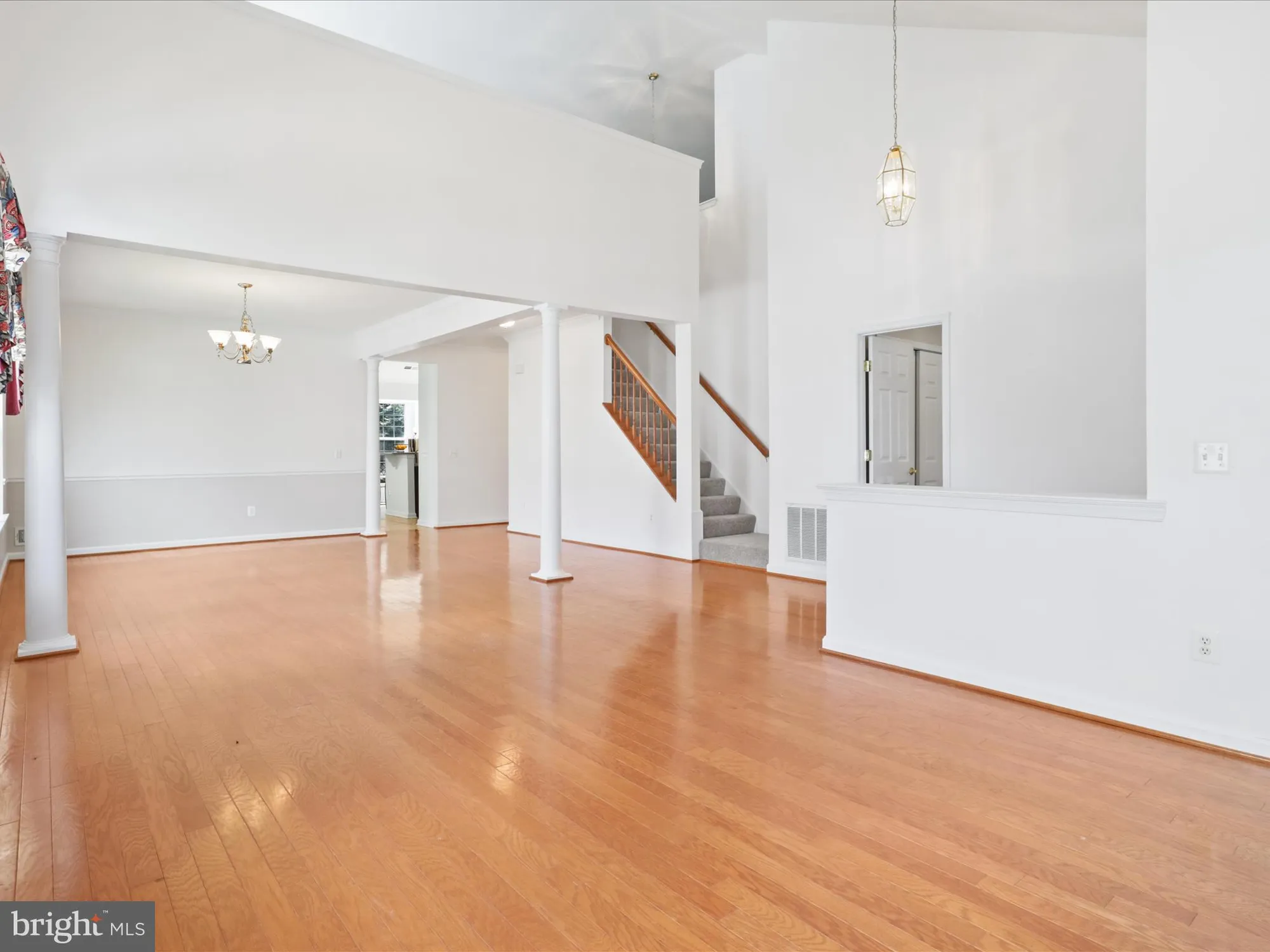 Property Slideshow image 7 of 74 | 17251 four seasons dr, Dumfries, VA, 22025