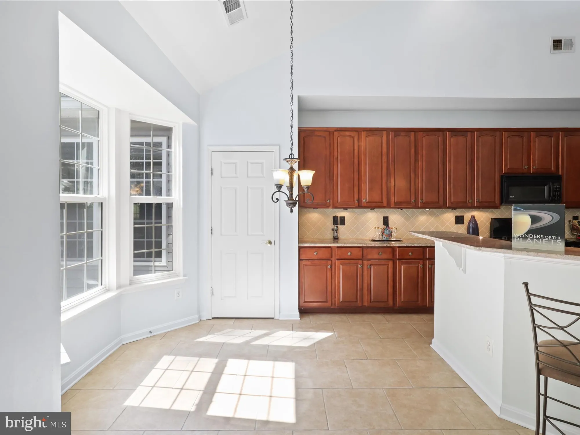 Property Slideshow image 22 of 74 | 17251 four seasons dr, Dumfries, VA, 22025