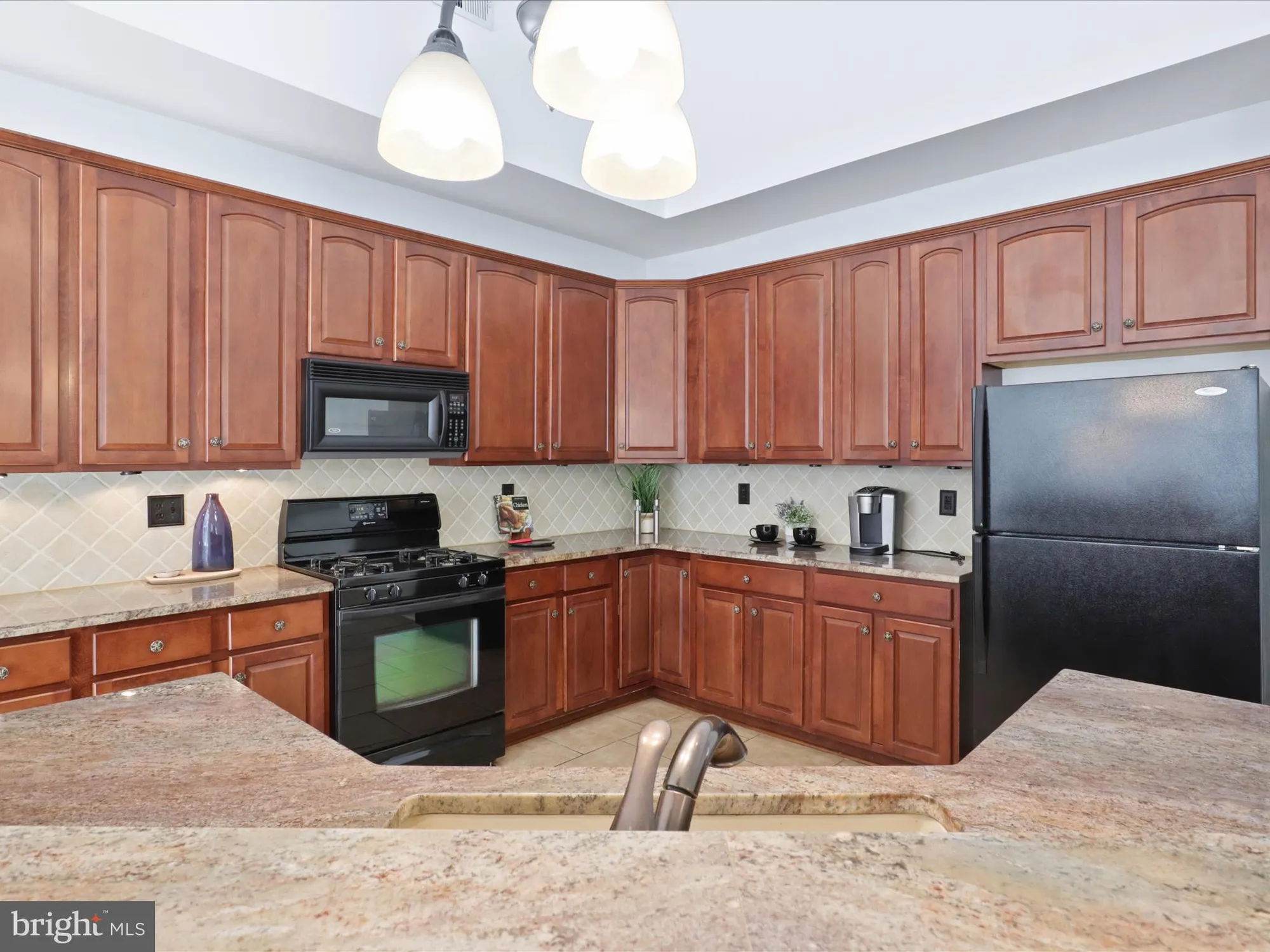 Property Slideshow image 23 of 74 | 17251 four seasons dr, Dumfries, VA, 22025