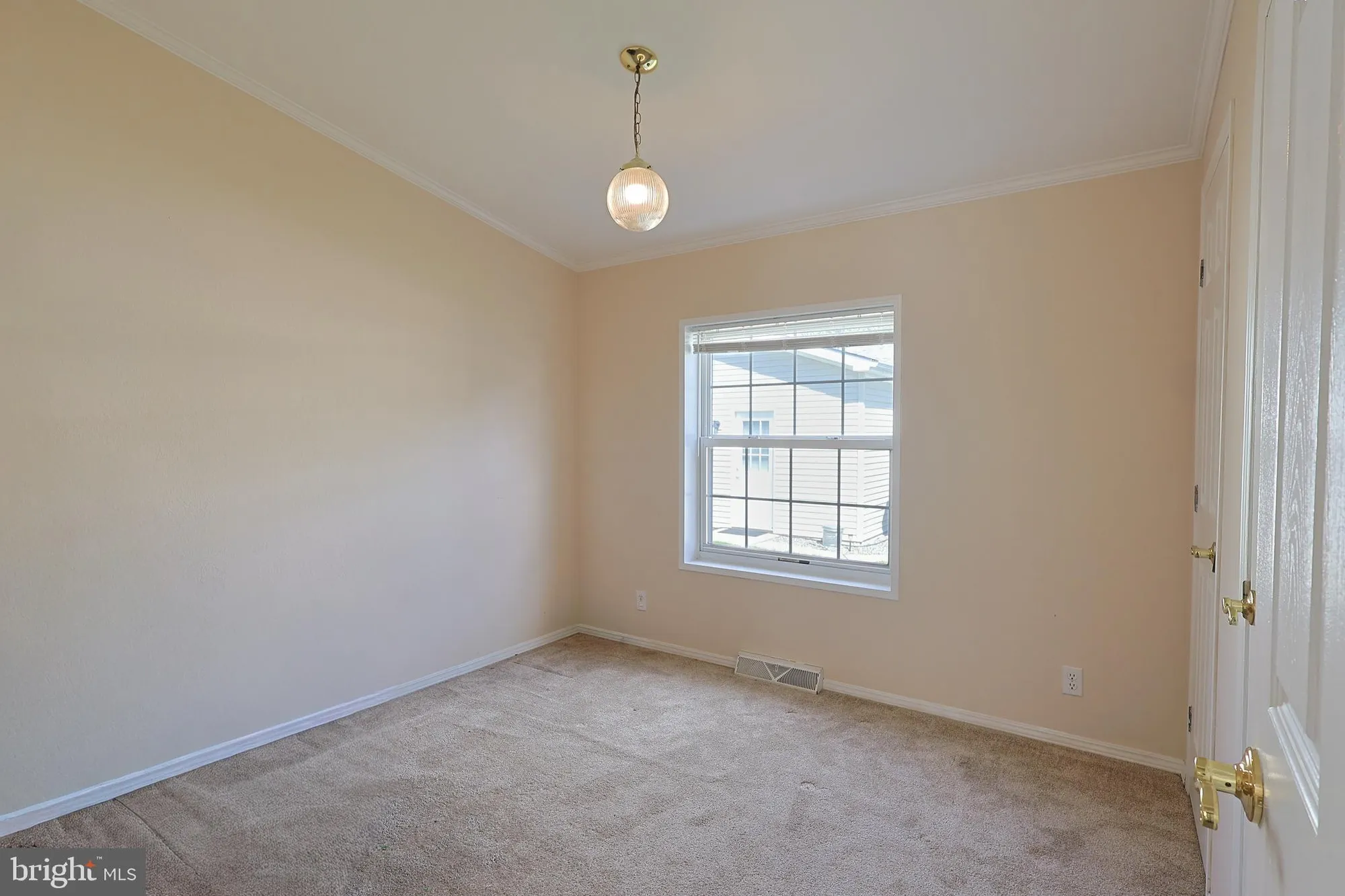 Property Slideshow image 14 of 20 | 191 cardinal ct, New Hope, PA, 18938