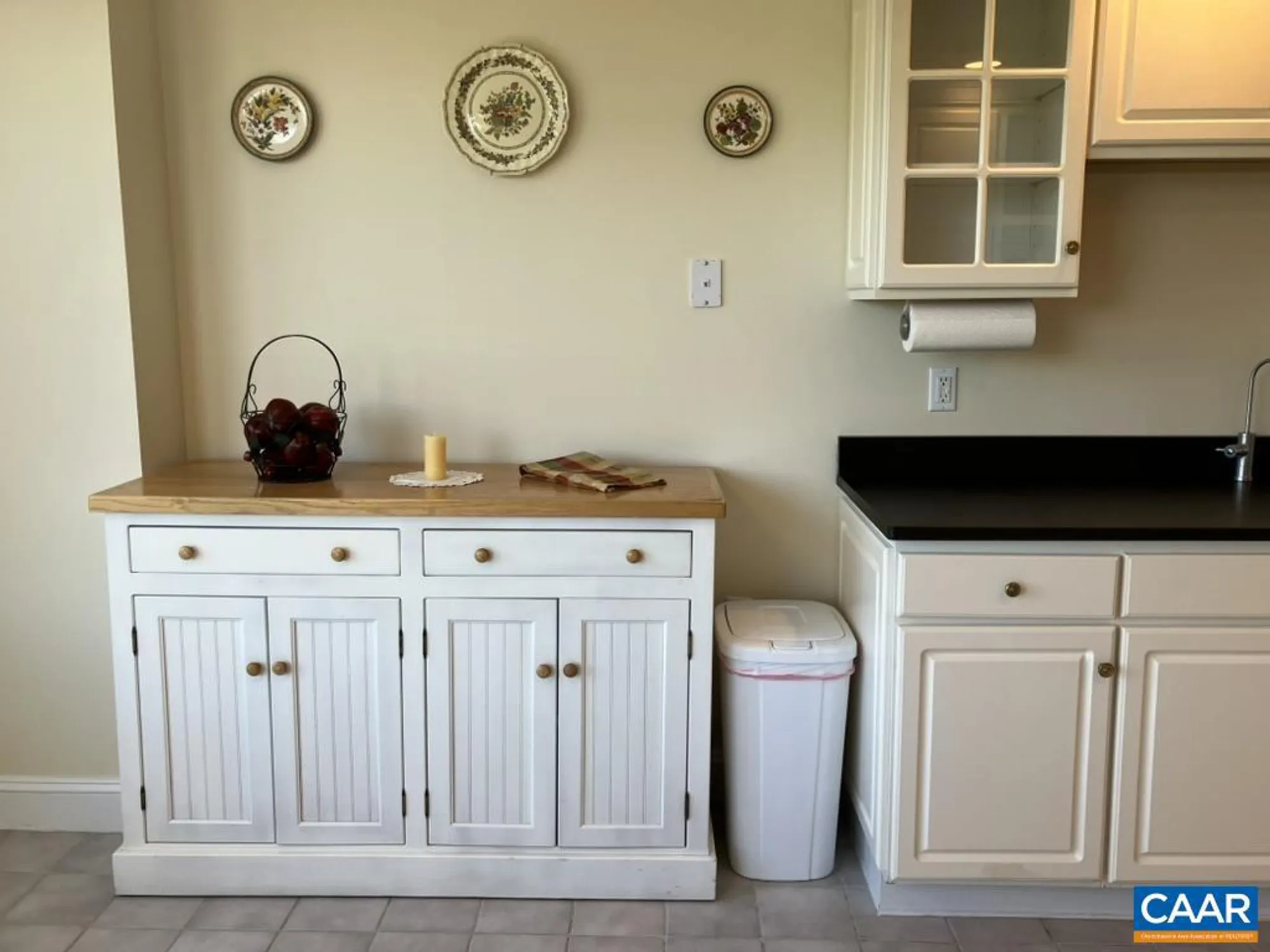 Property Slideshow image 12 of 38 | 500 crestwood dr 2306, Charlottesville, VA, 22903
