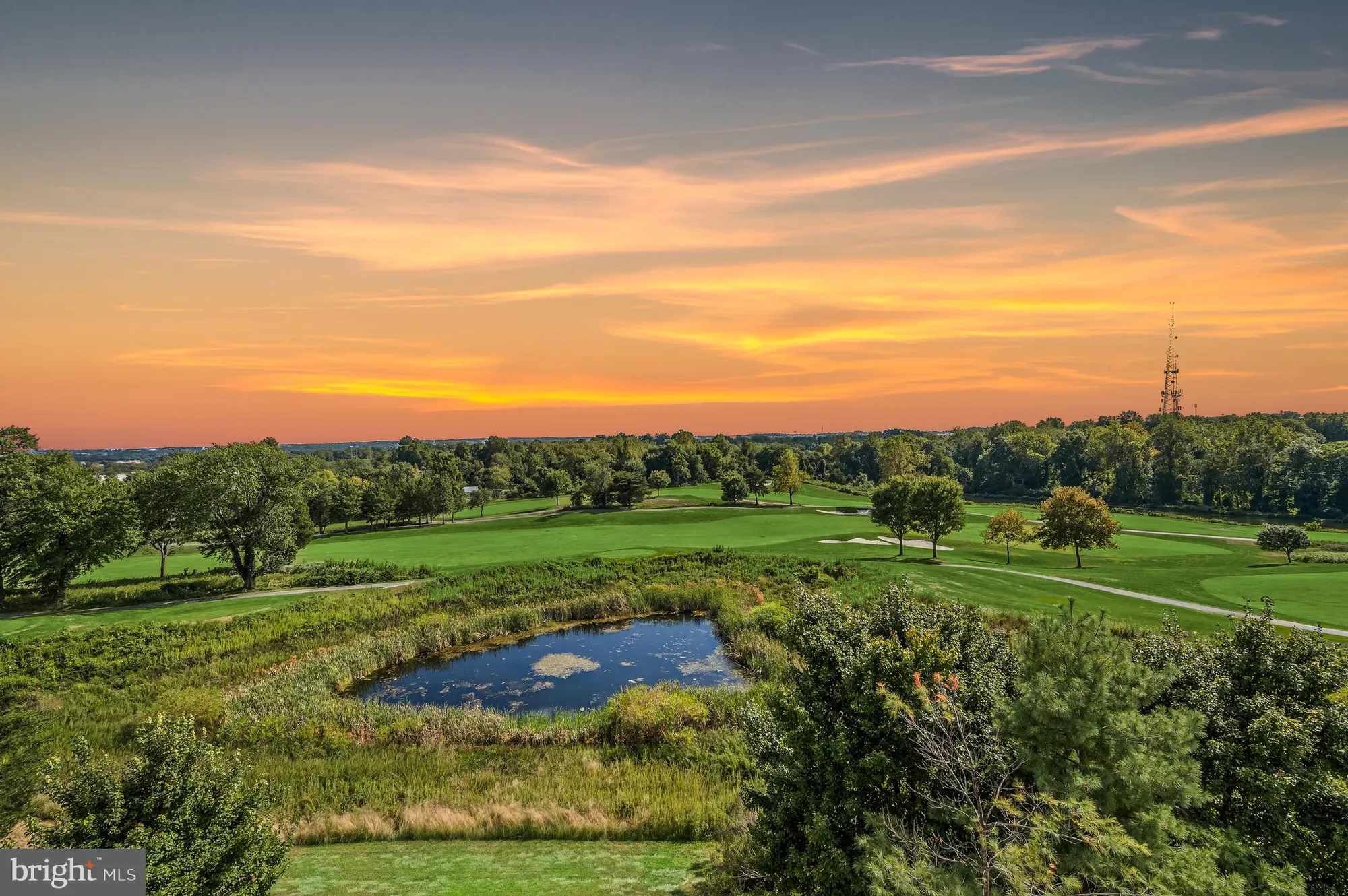 Property Slideshow image 17 of 40 | 7325 brookview rd 305, Elkridge, MD, 21075