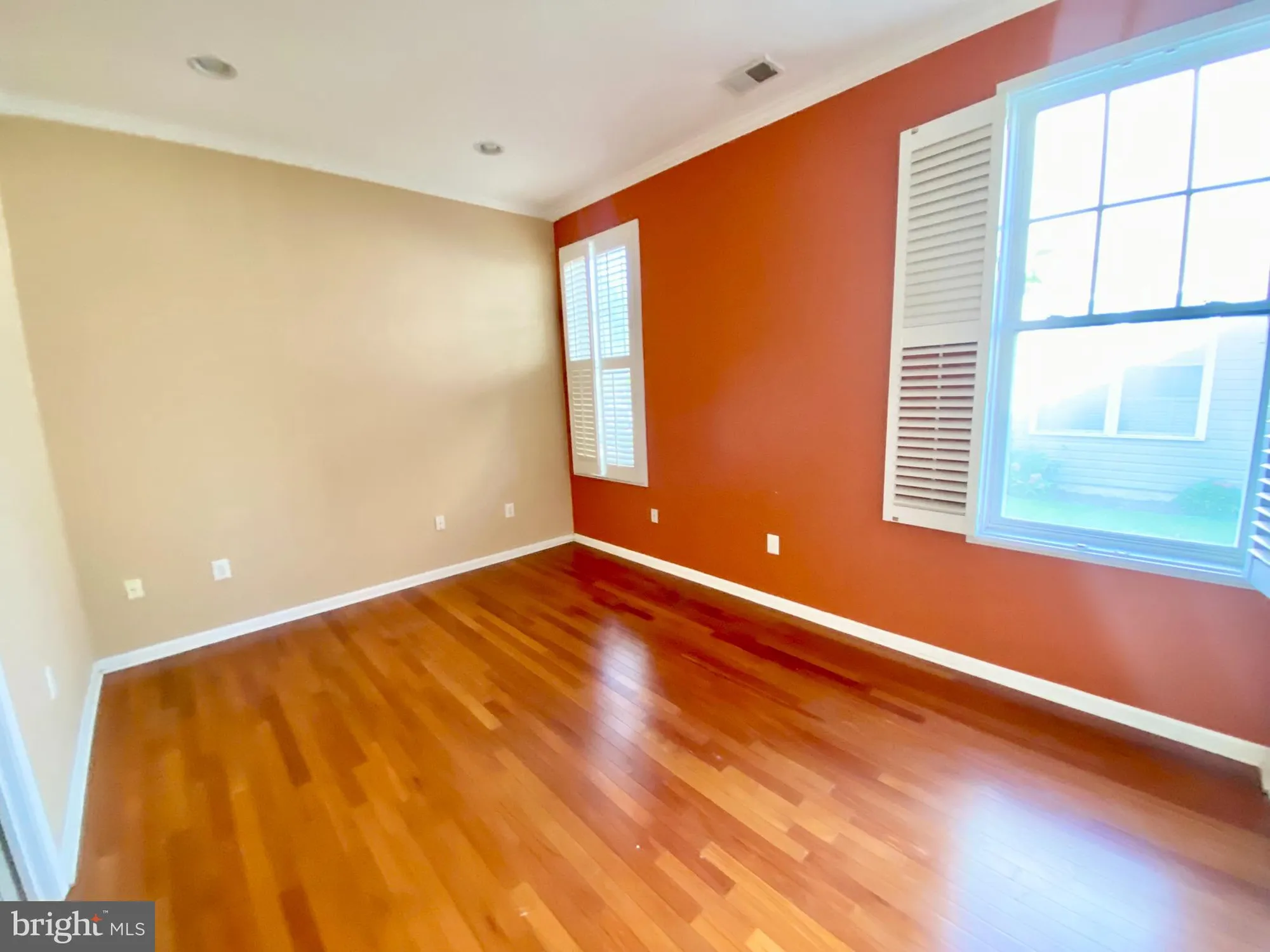 Property Slideshow image 14 of 19 | 86 labaw dr, Cranbury, NJ, 08512