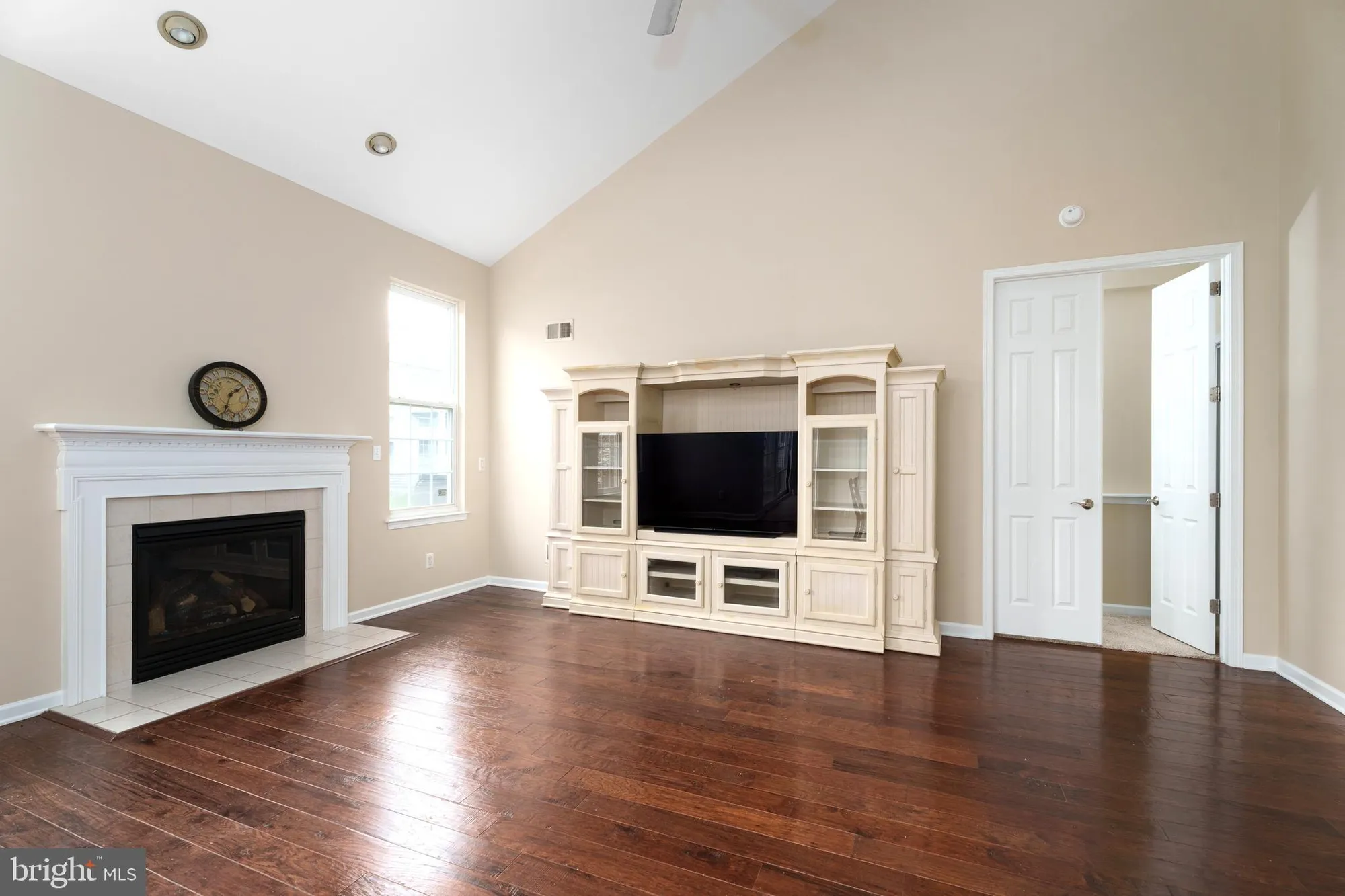 Property Slideshow image 28 of 51 | 25 aristotle way, East Windsor, NJ, 08512