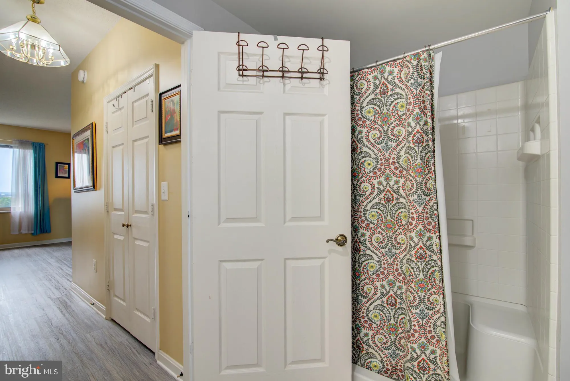 Property Slideshow image 36 of 60 | 19365 cypress ridge ter unit 1102, Leesburg, VA, 20176