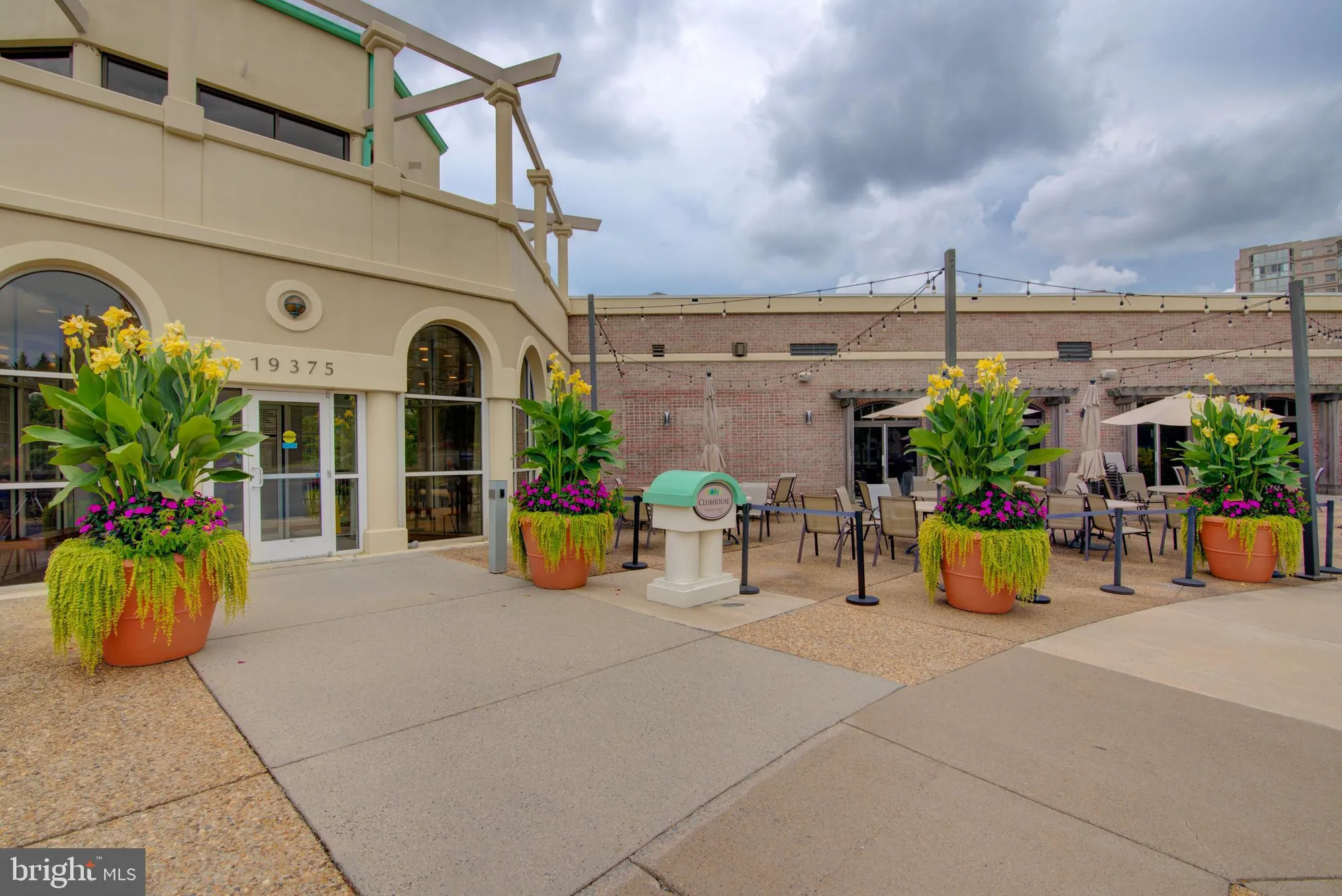 Property Slideshow image 42 of 60 | 19365 cypress ridge ter unit 1102, Leesburg, VA, 20176