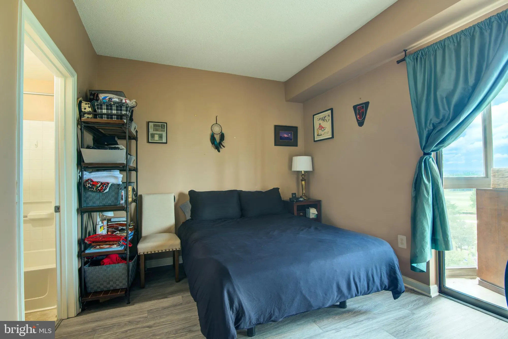 Property Slideshow image 37 of 60 | 19365 cypress ridge ter unit 1102, Leesburg, VA, 20176