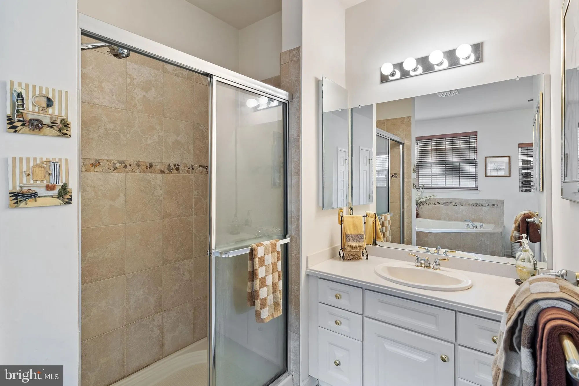 Property Slideshow image 24 of 51 | 10 bunker dr, Little Egg Harbor Twp, NJ, 08087