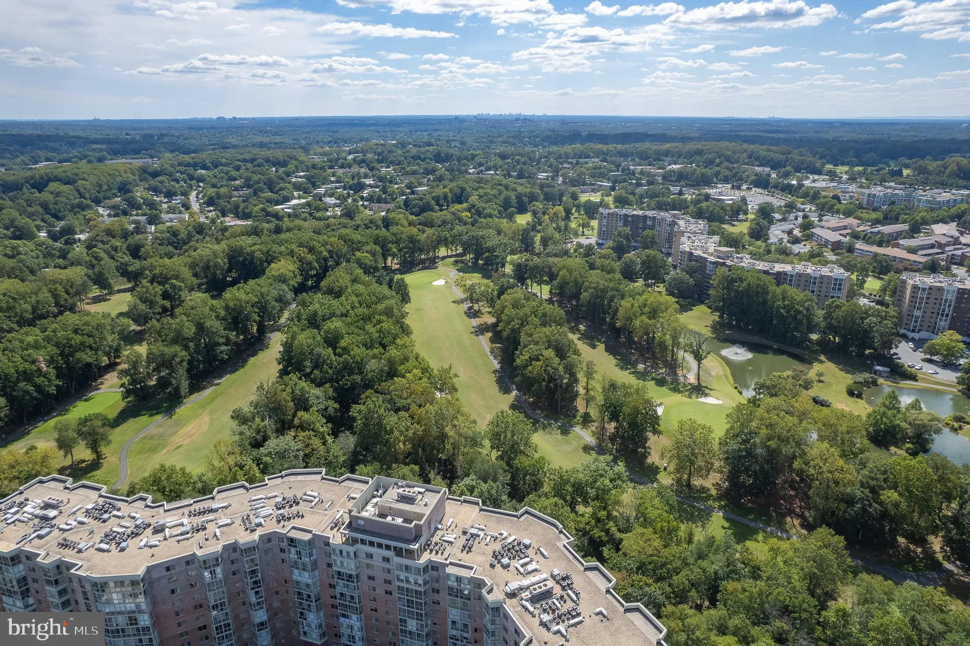 Property Slideshow image 3 of 44 | 15301 pine orchard dr 86-3e, Silver Spring, MD, 20906